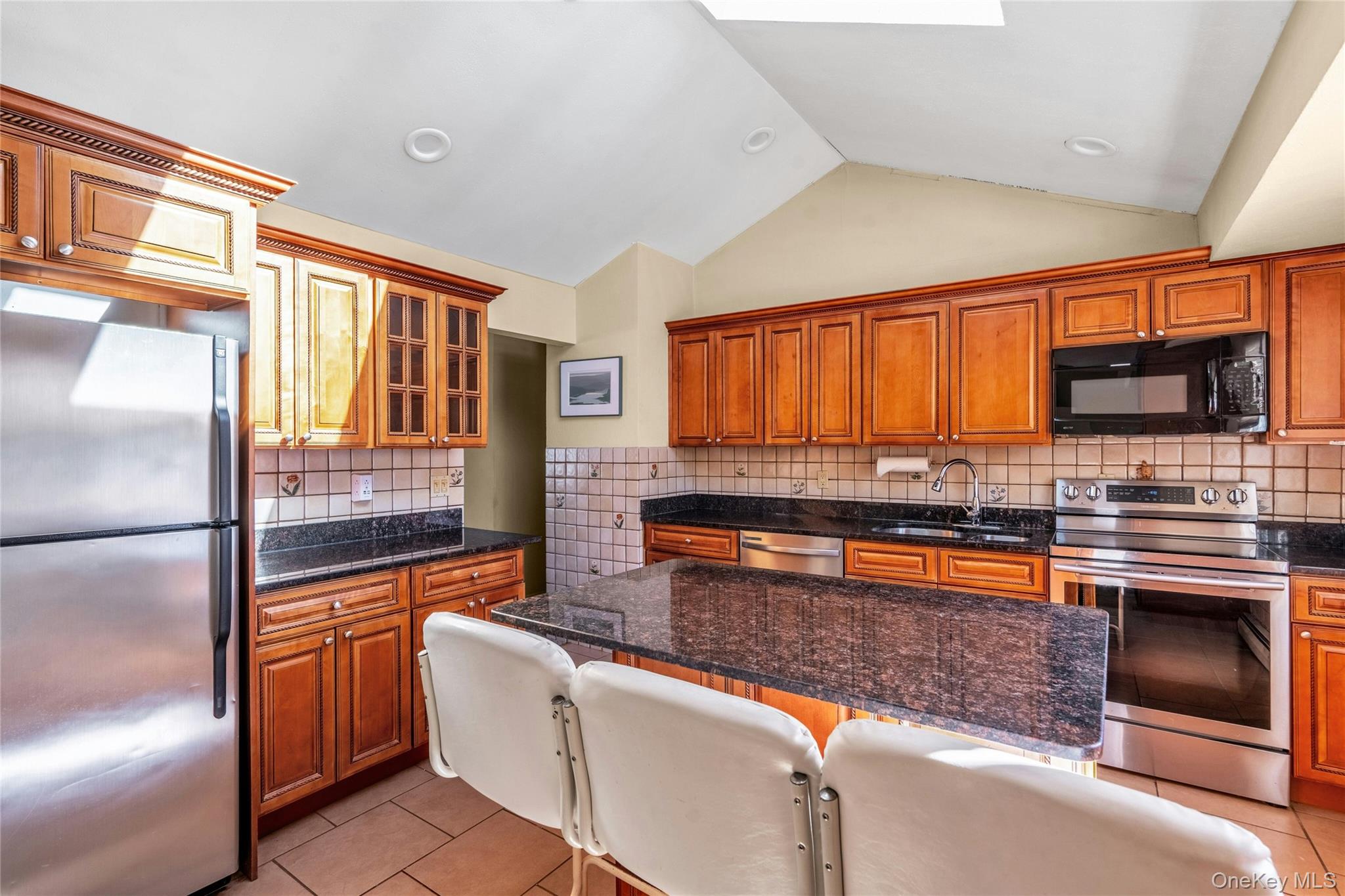 #8 photo, 256 Justice Street, サフォーク郡 West Babylon , NY 11704