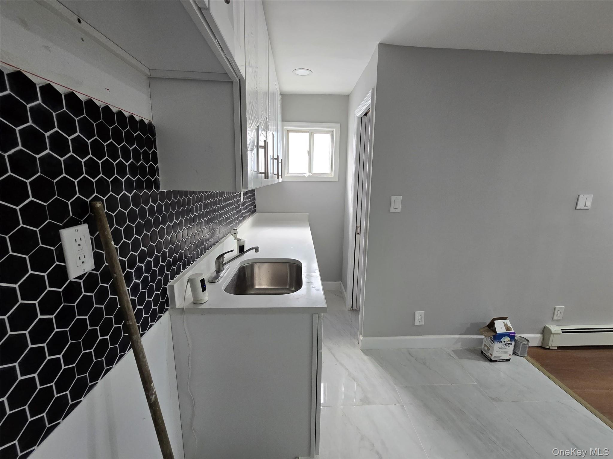 #3 photo, 107-46 120th Street, クイーンズ区 Richmond Hill S. , NY 11419