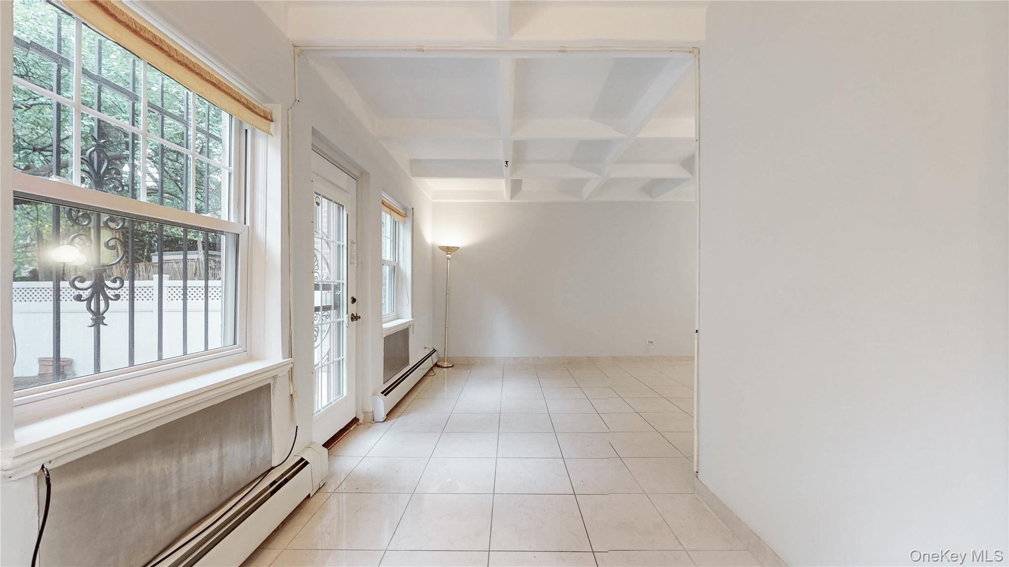 #7 photo, 147-36 Charter Road, クイーンズ区 Kew Garden Hills , NY 11435