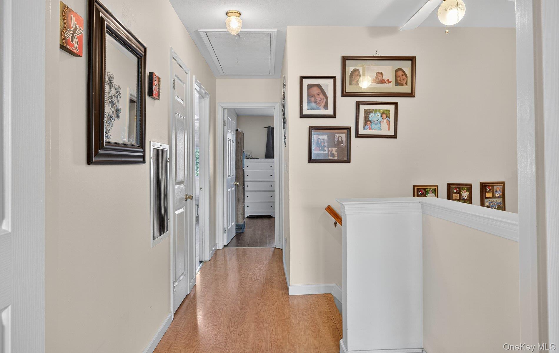 #12 photo, 21 Indian Trace, サフォーク郡 Kings Park , NY 11754