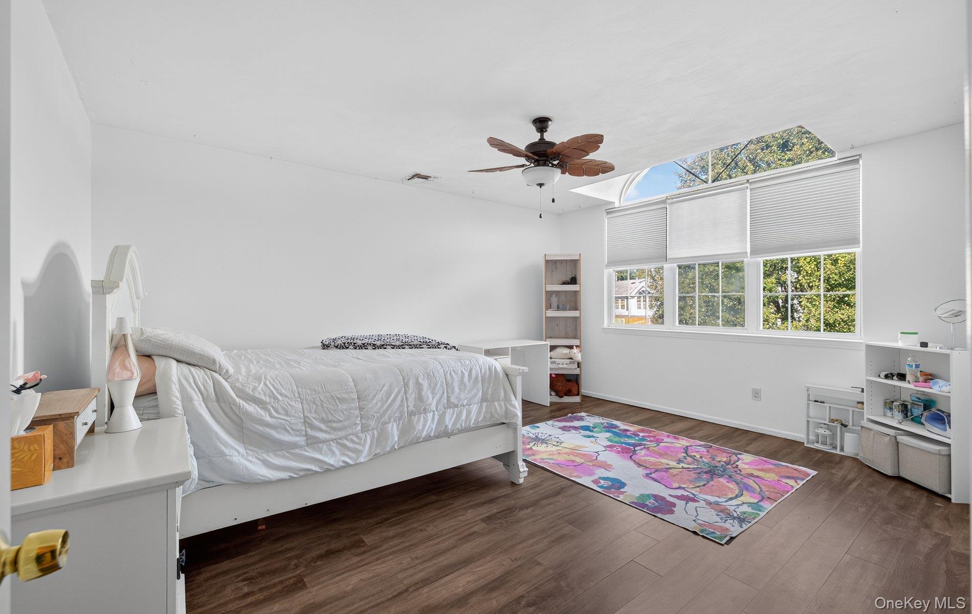 #13 photo, 21 Indian Trace, サフォーク郡 Kings Park , NY 11754