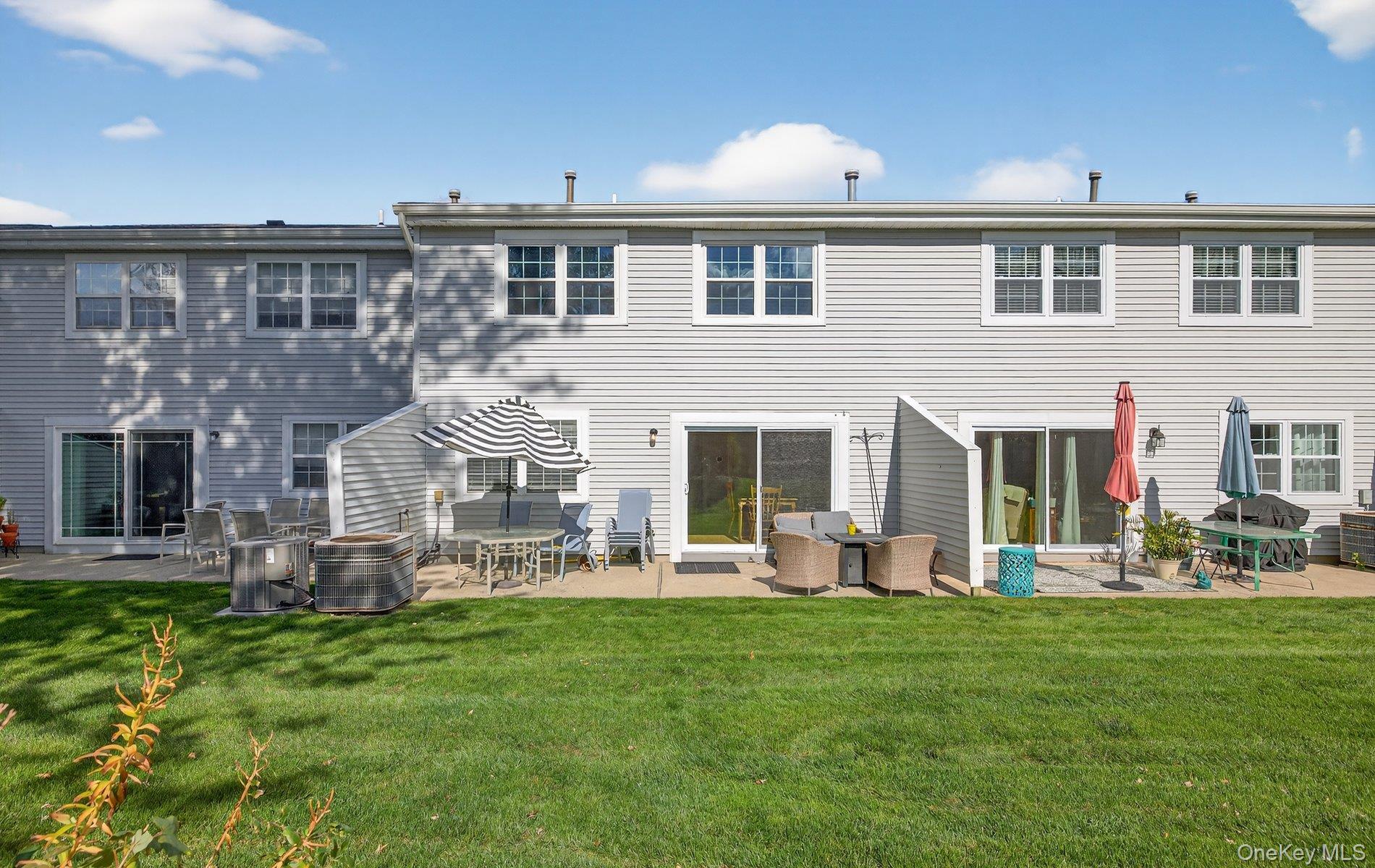 #16 photo, 21 Indian Trace, サフォーク郡 Kings Park , NY 11754