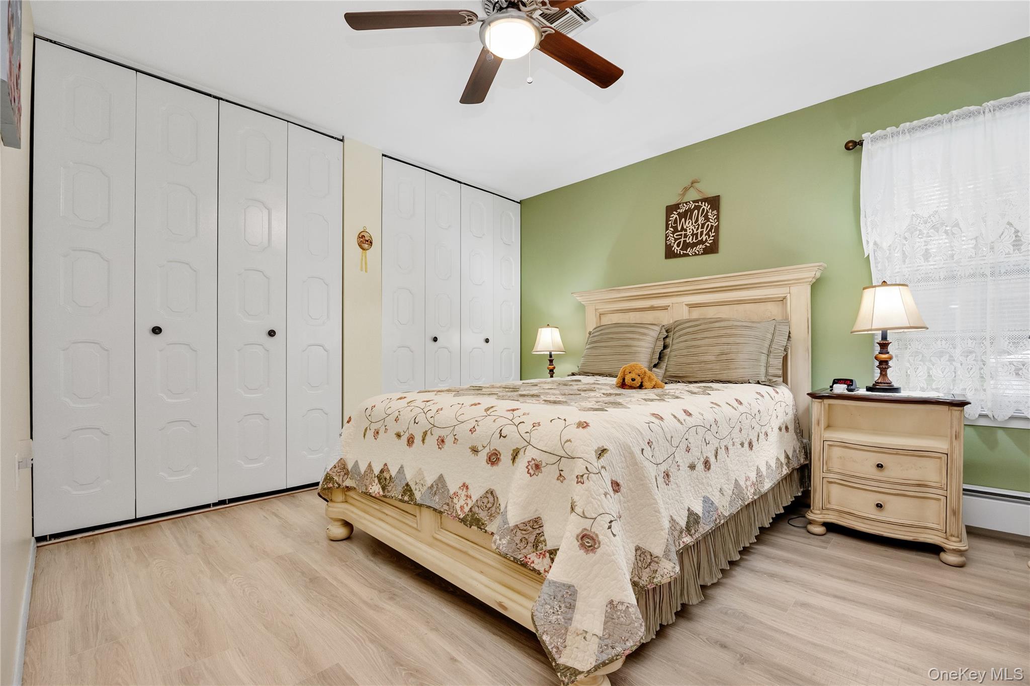 #15 photo, 412B Weymouth Court, サフォーク郡 Ridge , NY 11961