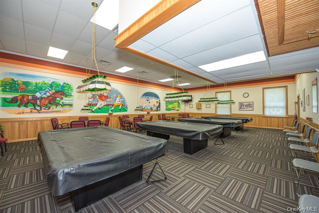 #19 photo, 412B Weymouth Court, サフォーク郡 Ridge , NY 11961