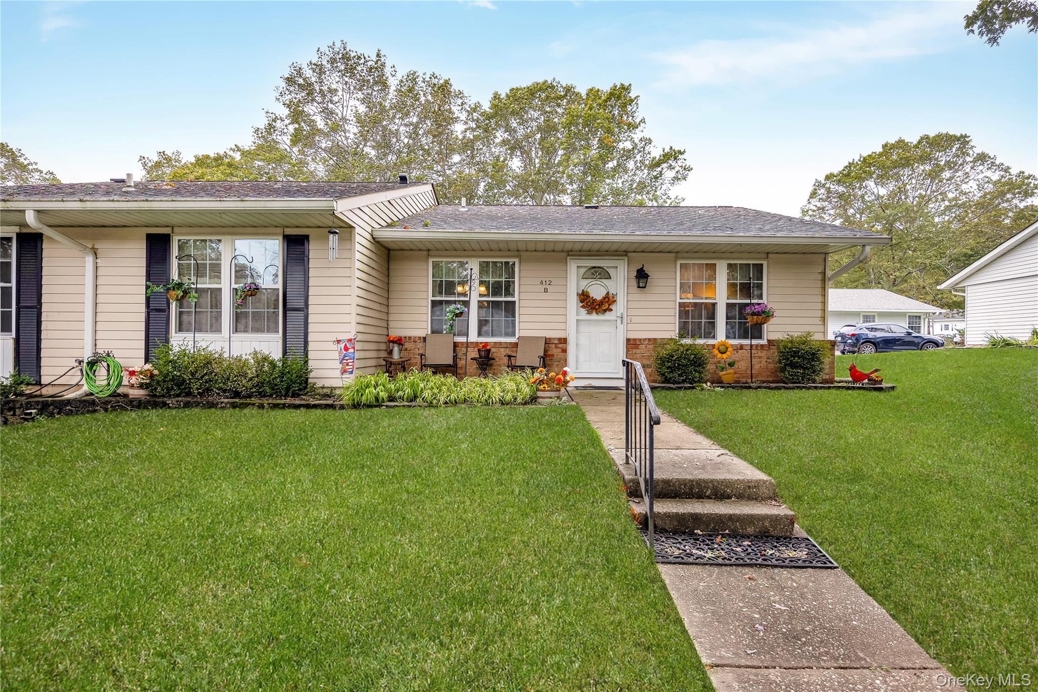 #2 photo, 412B Weymouth Court, サフォーク郡 Ridge , NY 11961