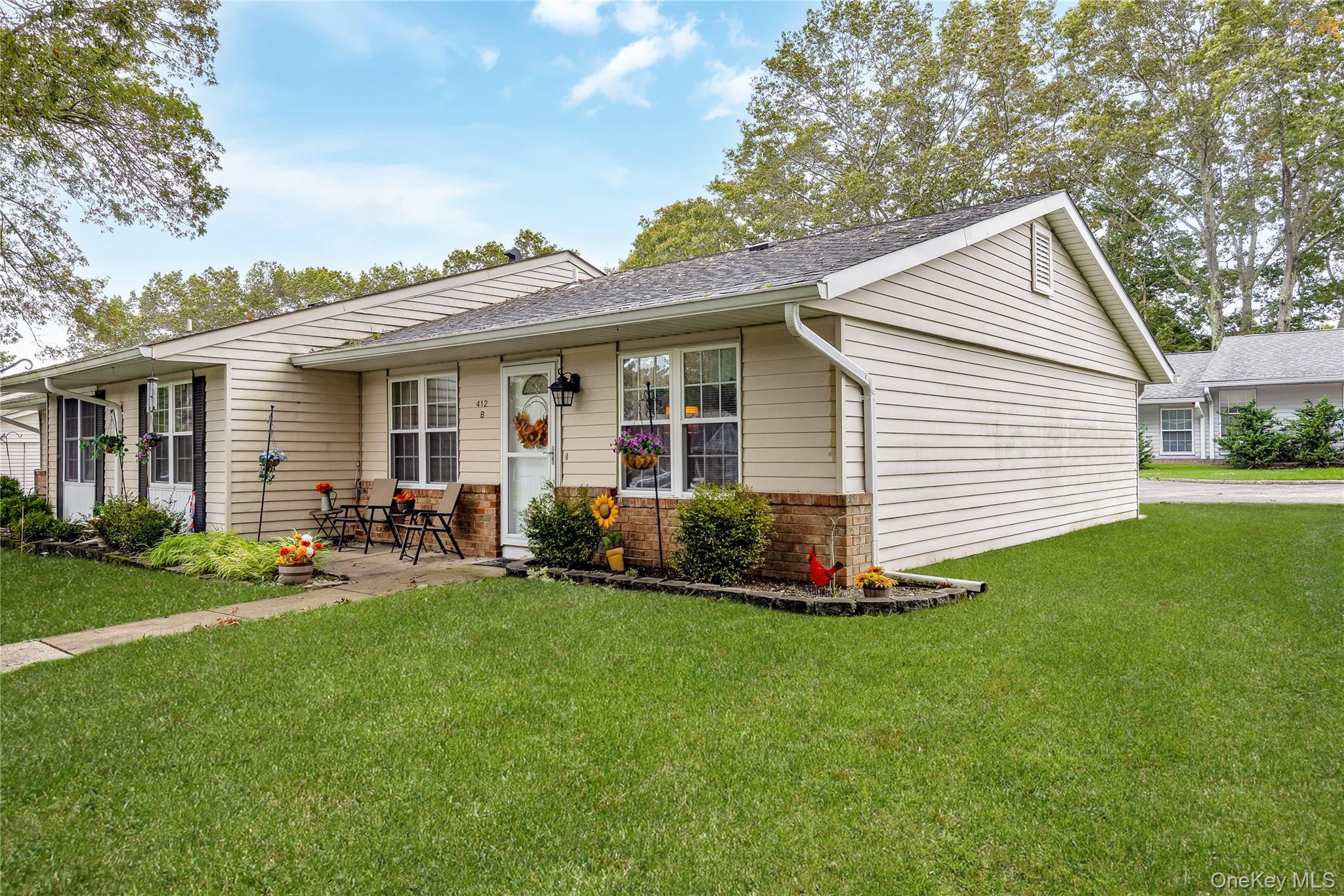 #3 photo, 412B Weymouth Court, サフォーク郡 Ridge , NY 11961