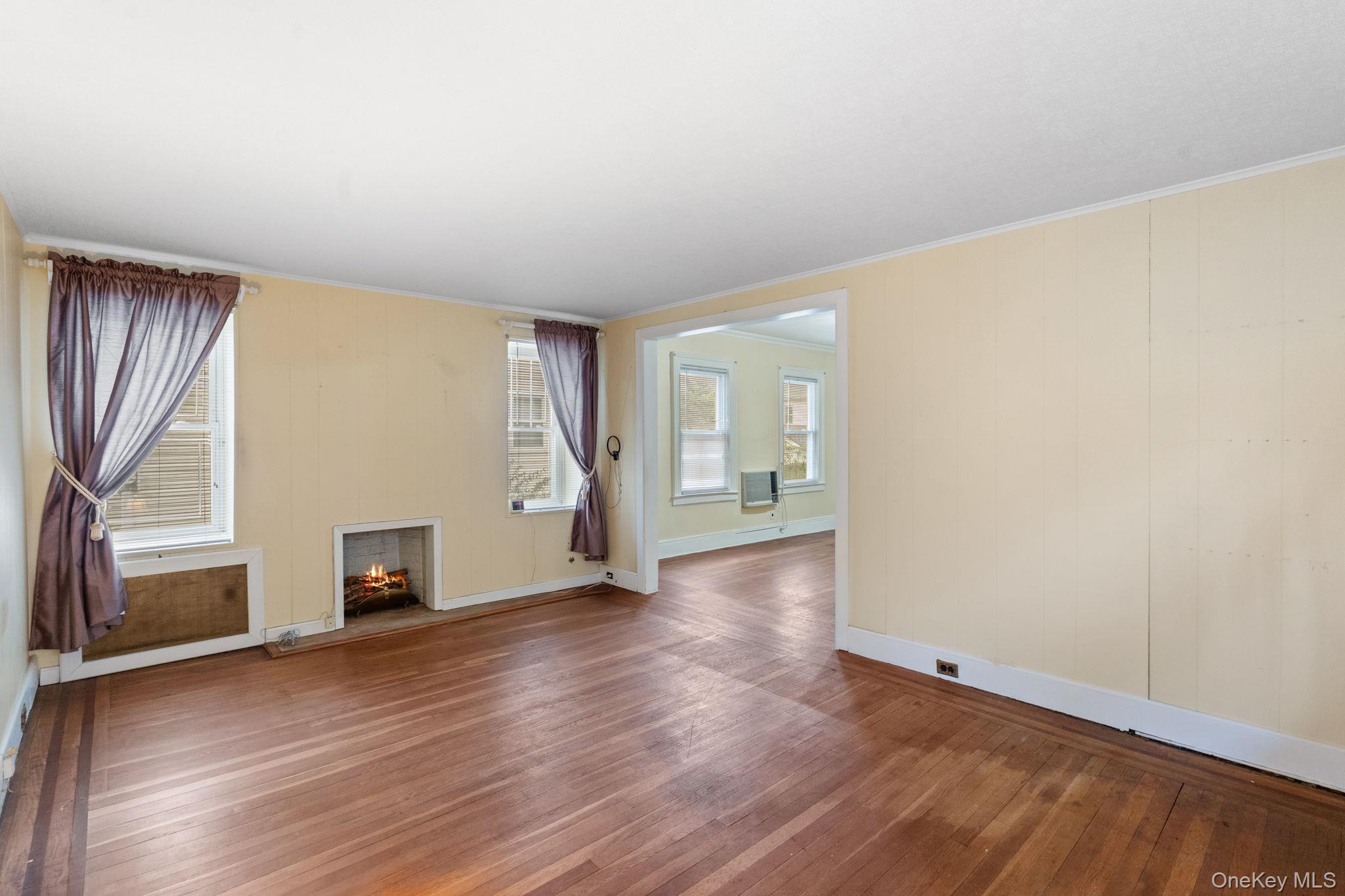 #6 photo, 43-52 169 Street, クイーンズ区 Flushing , NY 11358