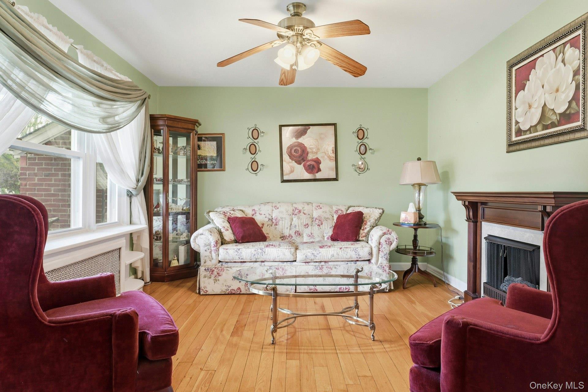 #14 photo, 225 Cherry Street, ナッソー郡 Farmingdale , NY 11735