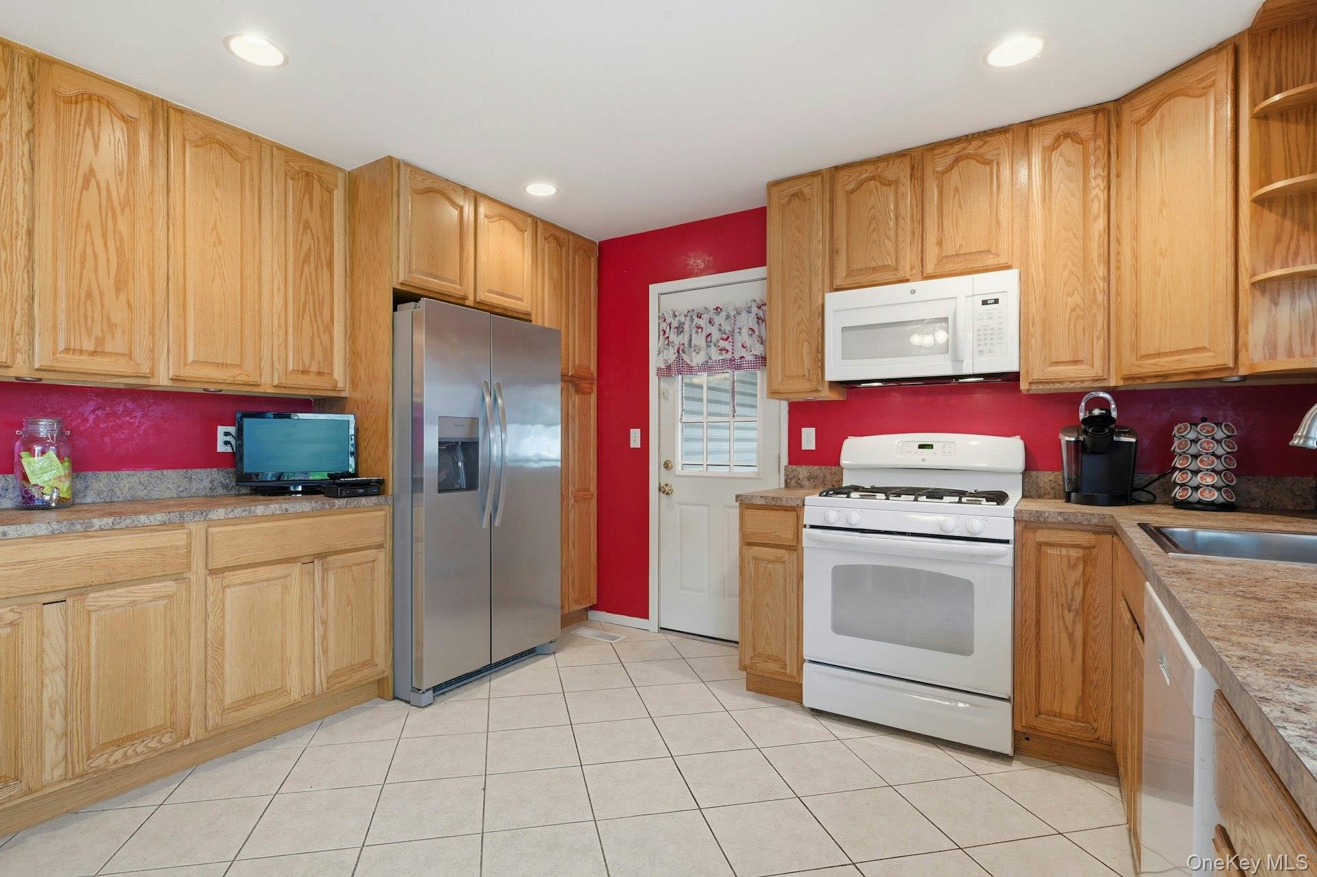 #20 photo, 225 Cherry Street, ナッソー郡 Farmingdale , NY 11735