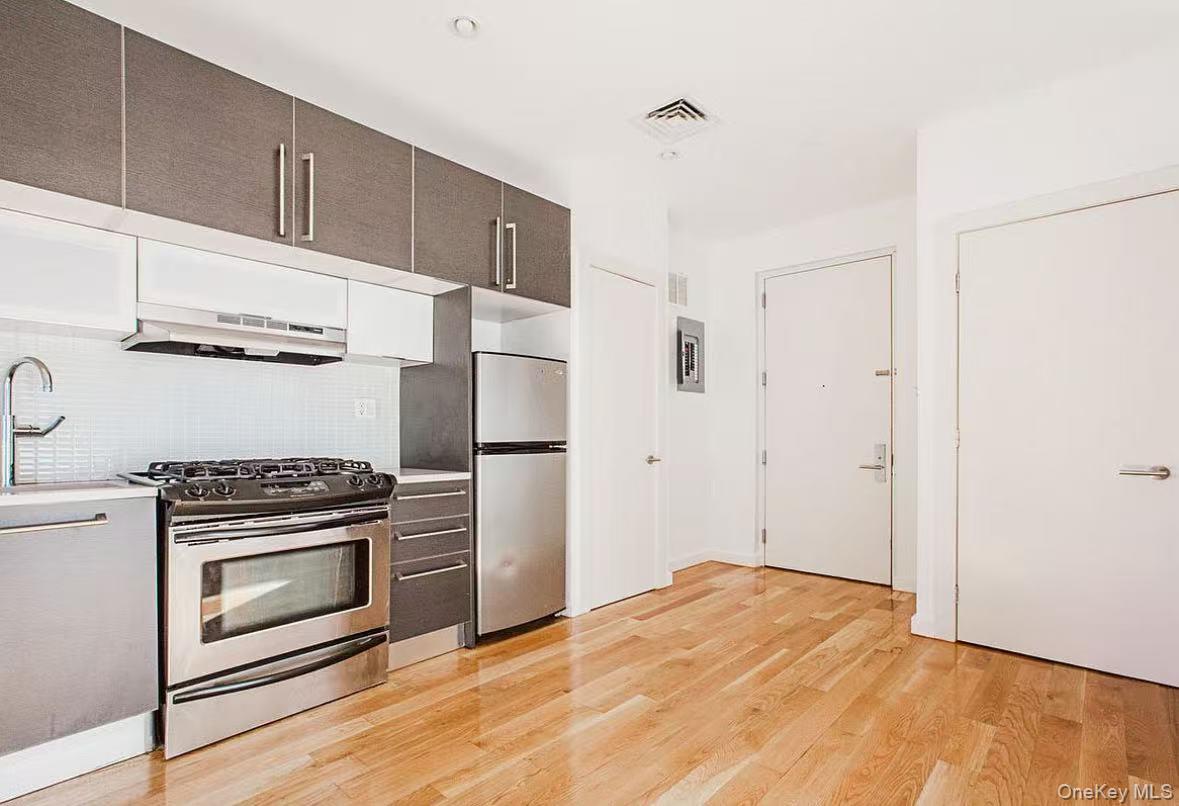 #2 photo, 21 montrose ave 405, ブルックリン区 Brooklyn , NY 11206