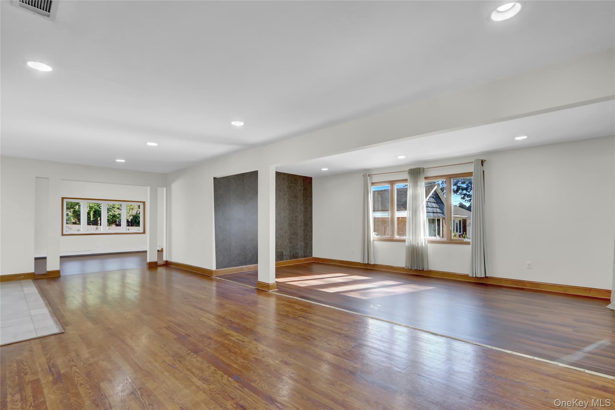 #5 photo, 600 Plainview Road, ナッソー郡 Plainview , NY 11803