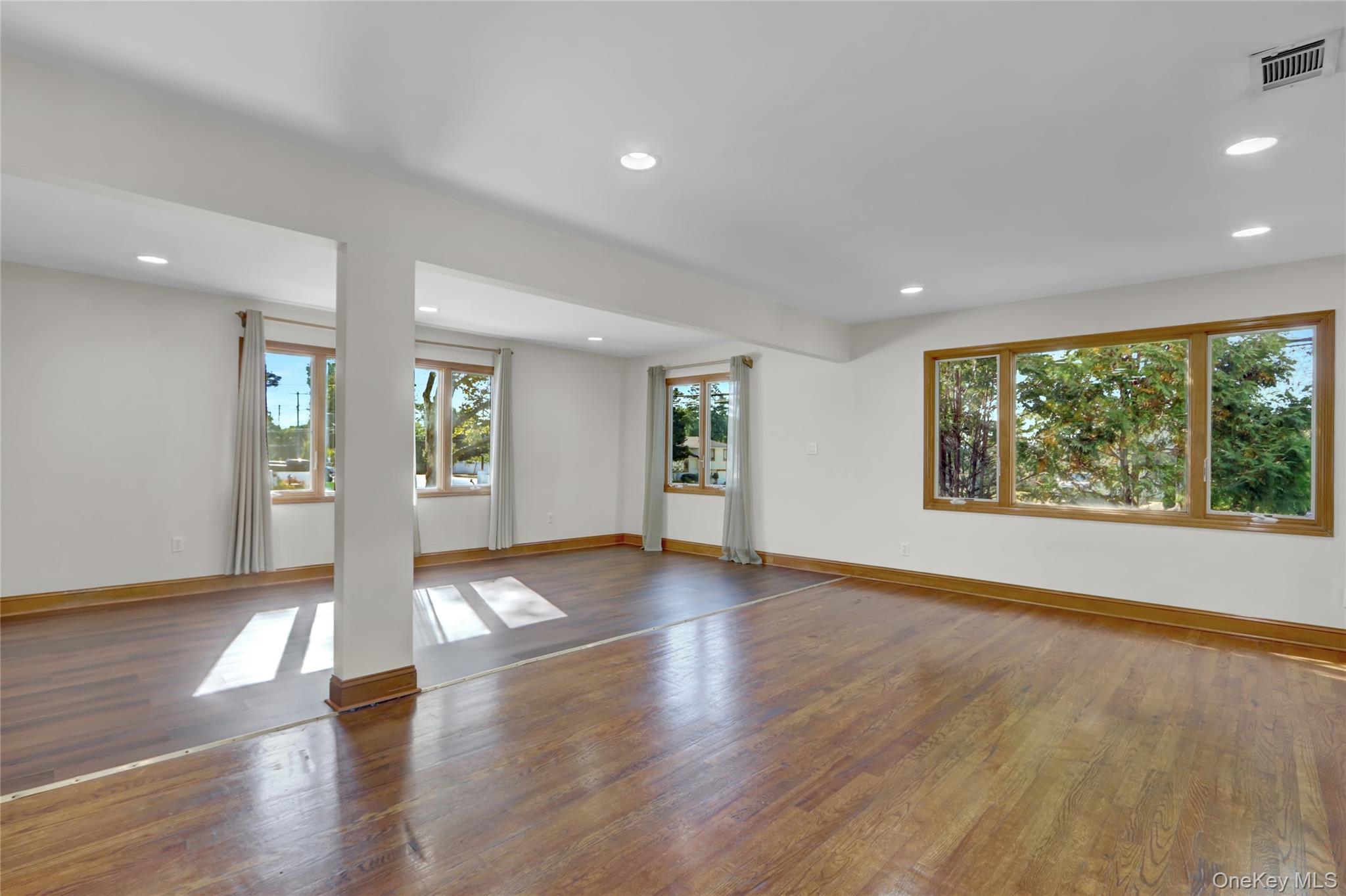 #9 photo, 600 Plainview Road, ナッソー郡 Plainview , NY 11803