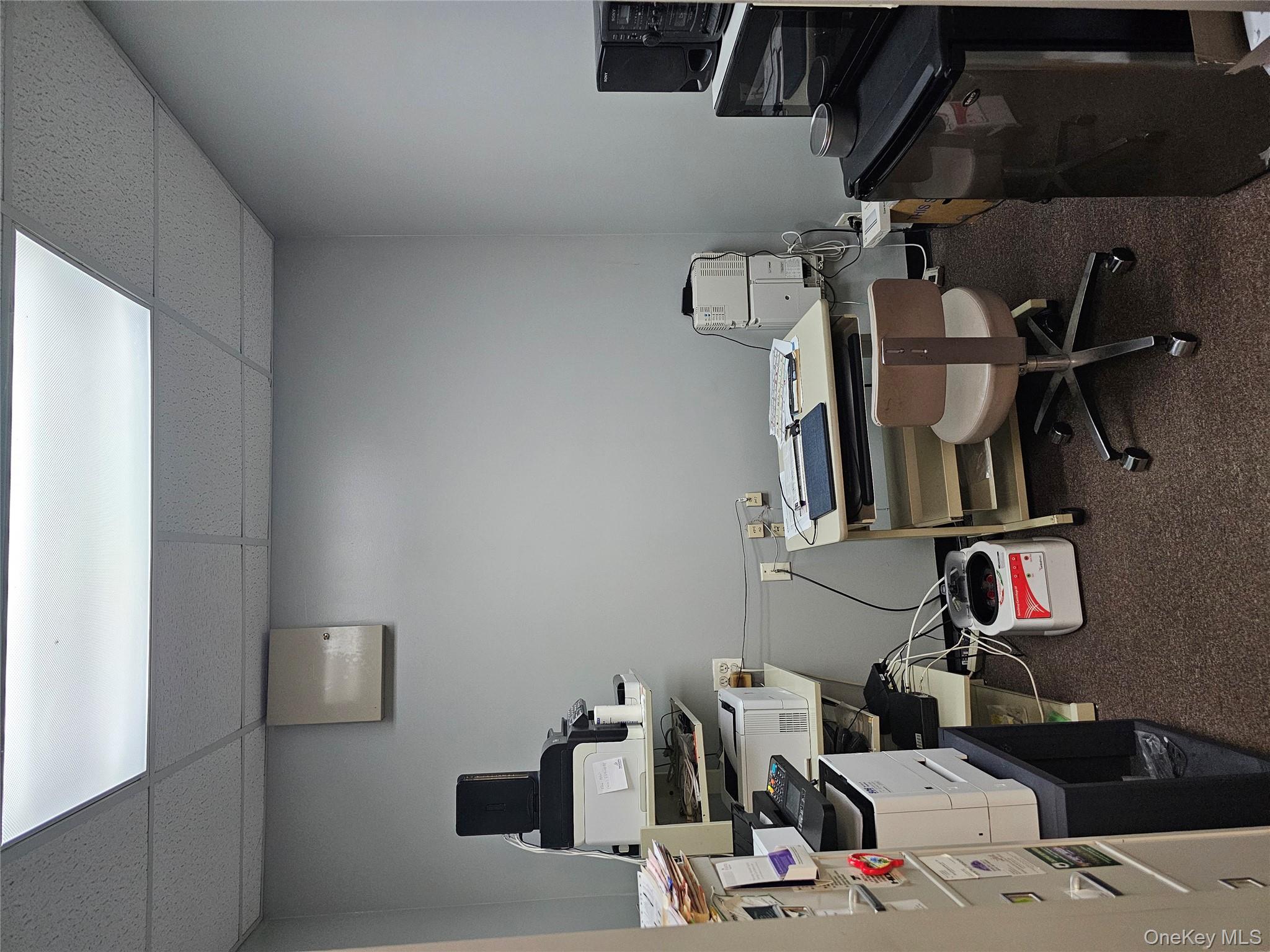 #5 photo, 91b carman, ナッソー郡 Cedarhurst , NY 11516