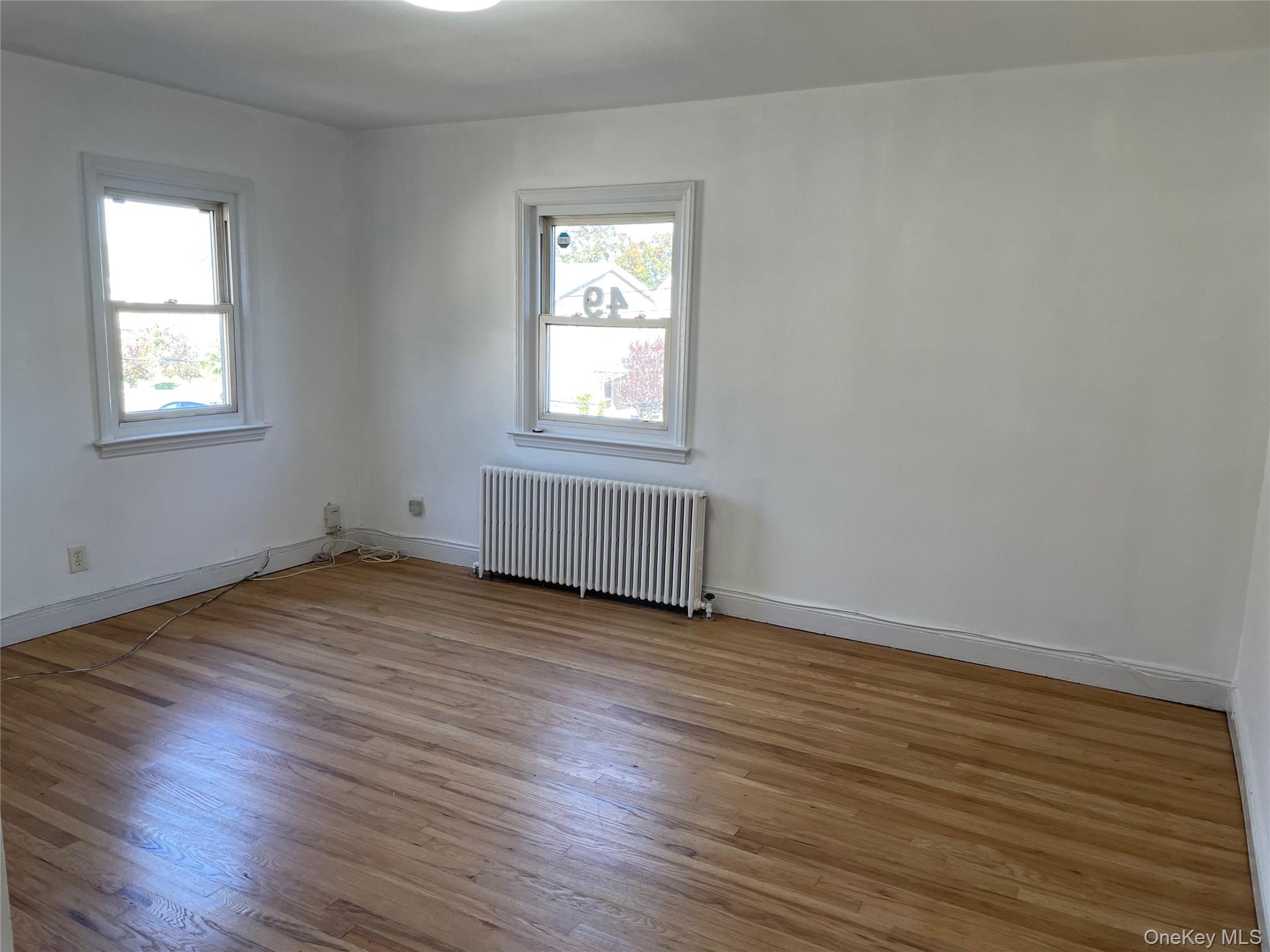 #3 photo, 49 Central Avenue, ナッソー郡 Westbury , NY 11590