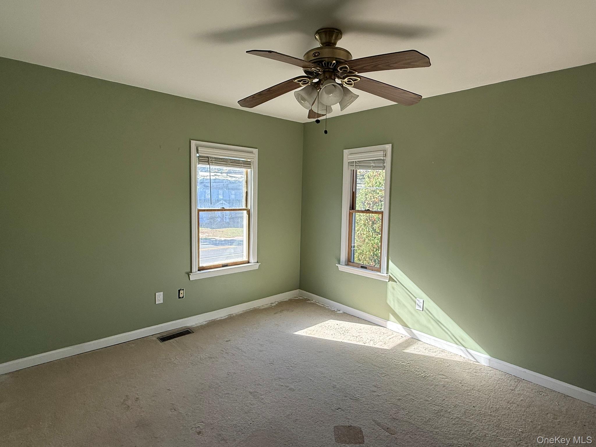 #14 photo, 11005 Main Road, サフォーク郡 East Marion , NY 11939