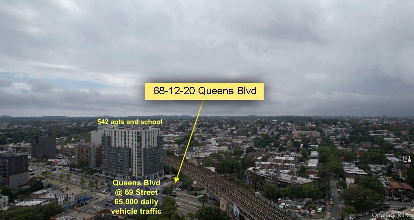 #11 photo, 68-12 Queens Boulevard, クイーンズ区 Woodside , NY 11377