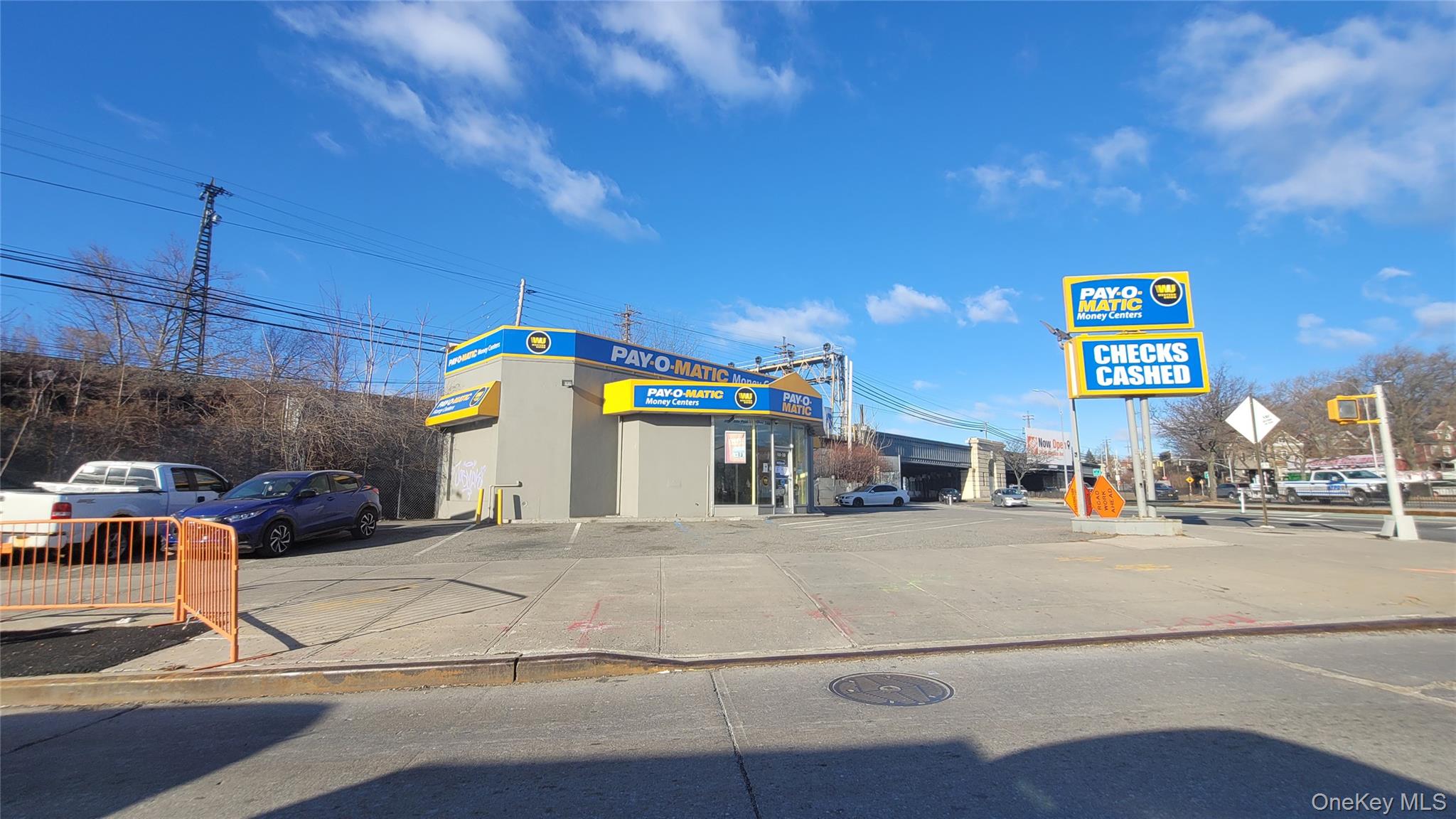 #3 photo, 68-12 Queens Boulevard, クイーンズ区 Woodside , NY 11377