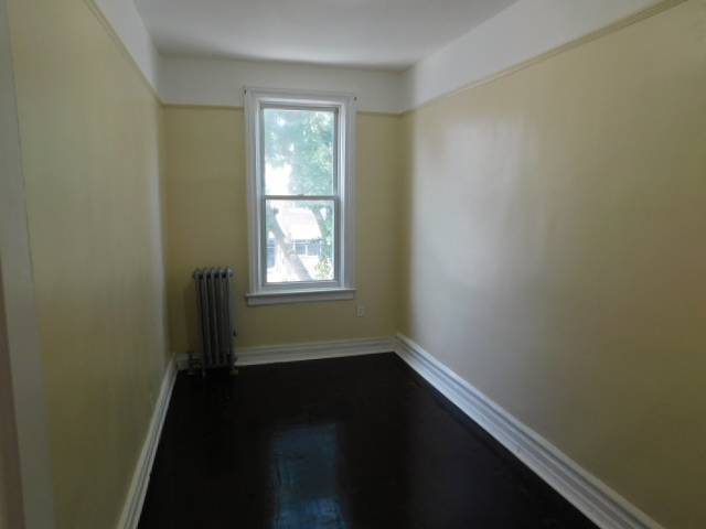 #12 photo, 3331 Fish Ave, ブロンクス区 Laconia , NY 10469