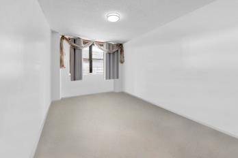 #8 photo, 1966  New bold , #104, ブロンクス区 East Bronx , NY 10472