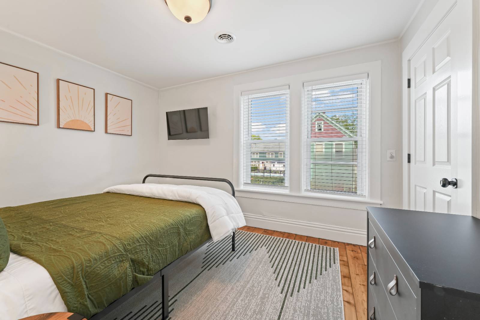 #5 photo, 19 Granite St., Saratoga Springs , NY 12866