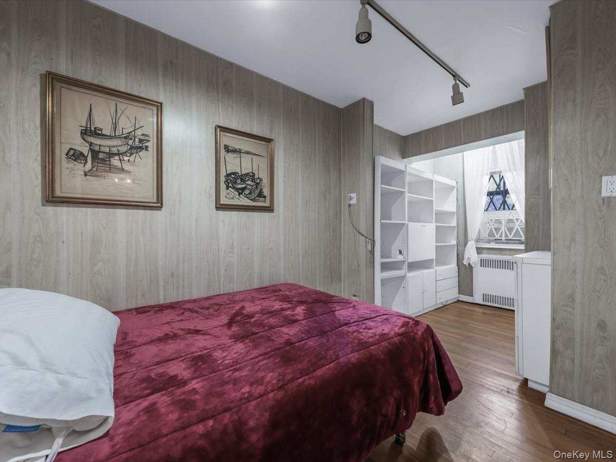 #14 photo, 76-36 113th Street, クイーンズ区 Forest Hills , NY 11375