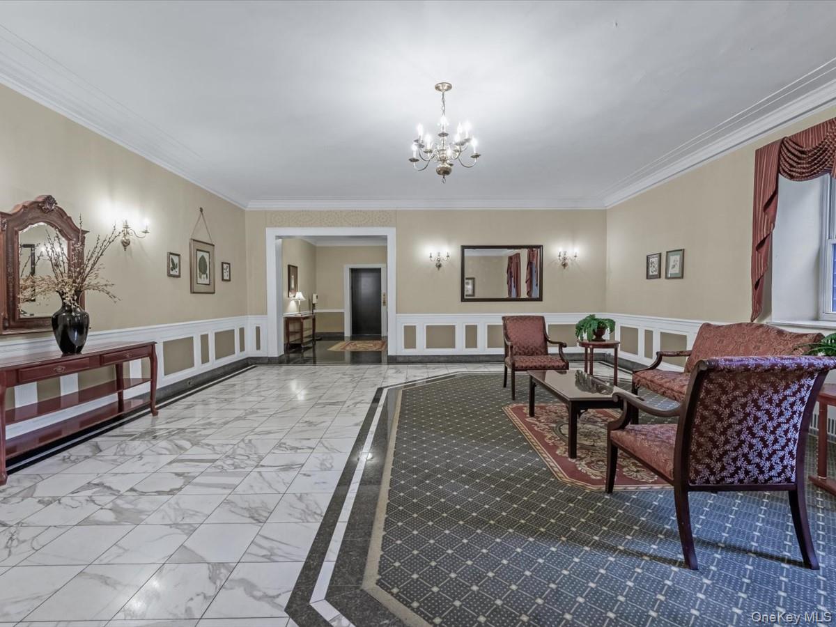 #3 photo, 76-36 113th Street, クイーンズ区 Forest Hills , NY 11375