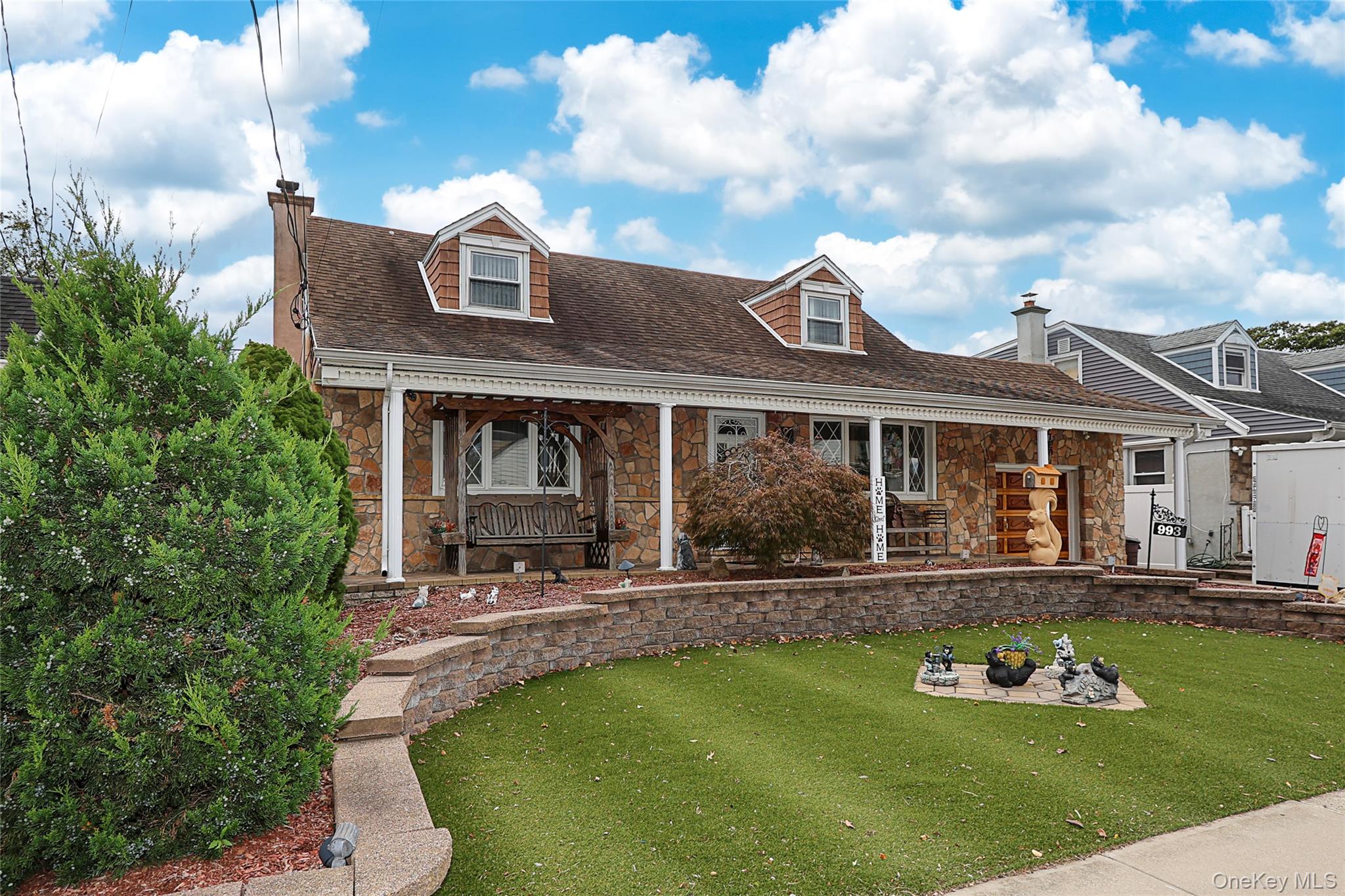 #2 photo, 993 Ferngate Drive, ナッソー郡 Franklin Square , NY 11010