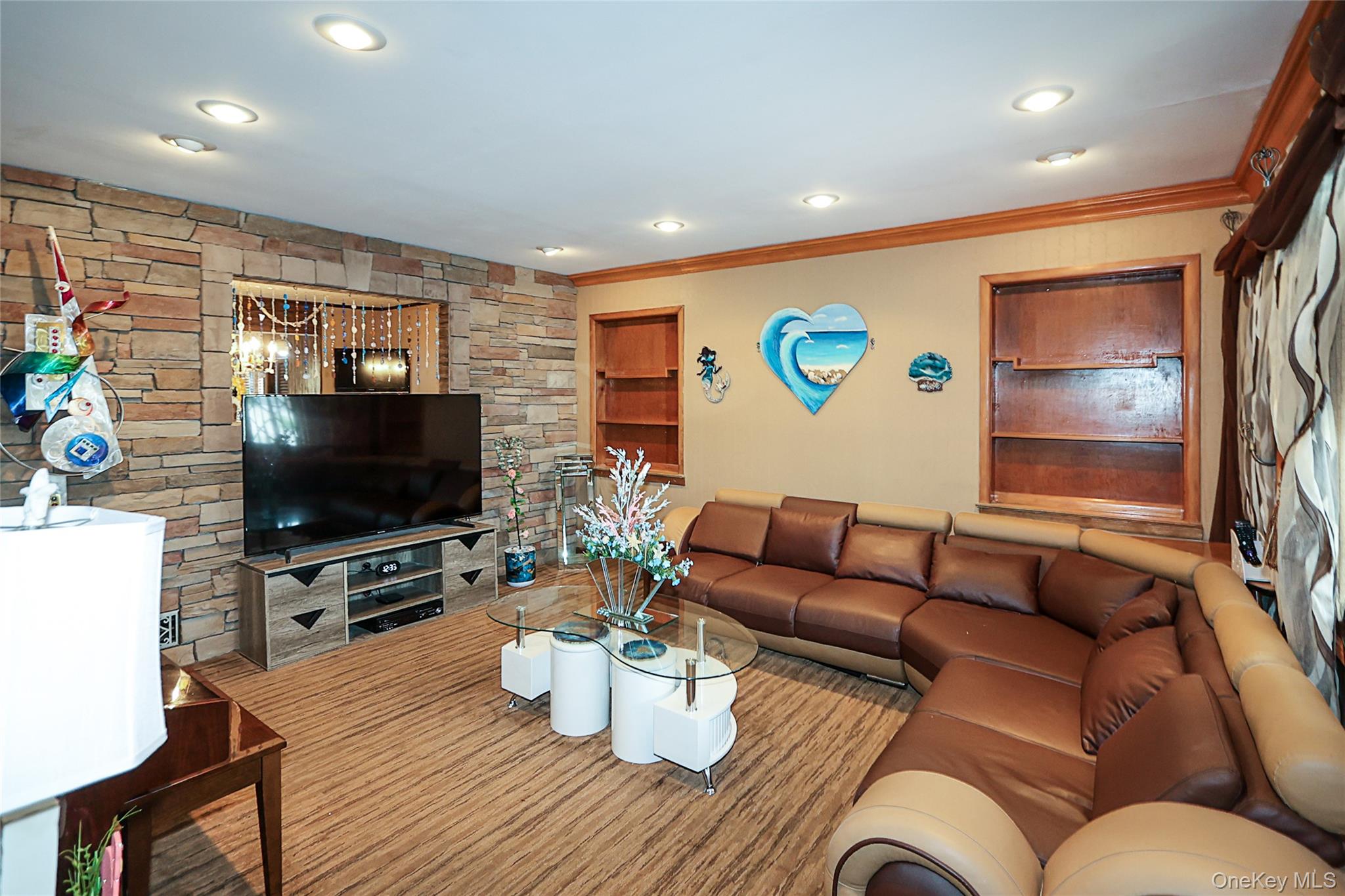 #5 photo, 993 Ferngate Drive, ナッソー郡 Franklin Square , NY 11010