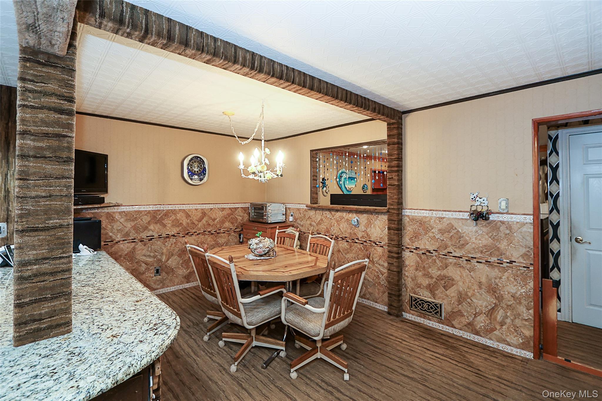 #9 photo, 993 Ferngate Drive, ナッソー郡 Franklin Square , NY 11010