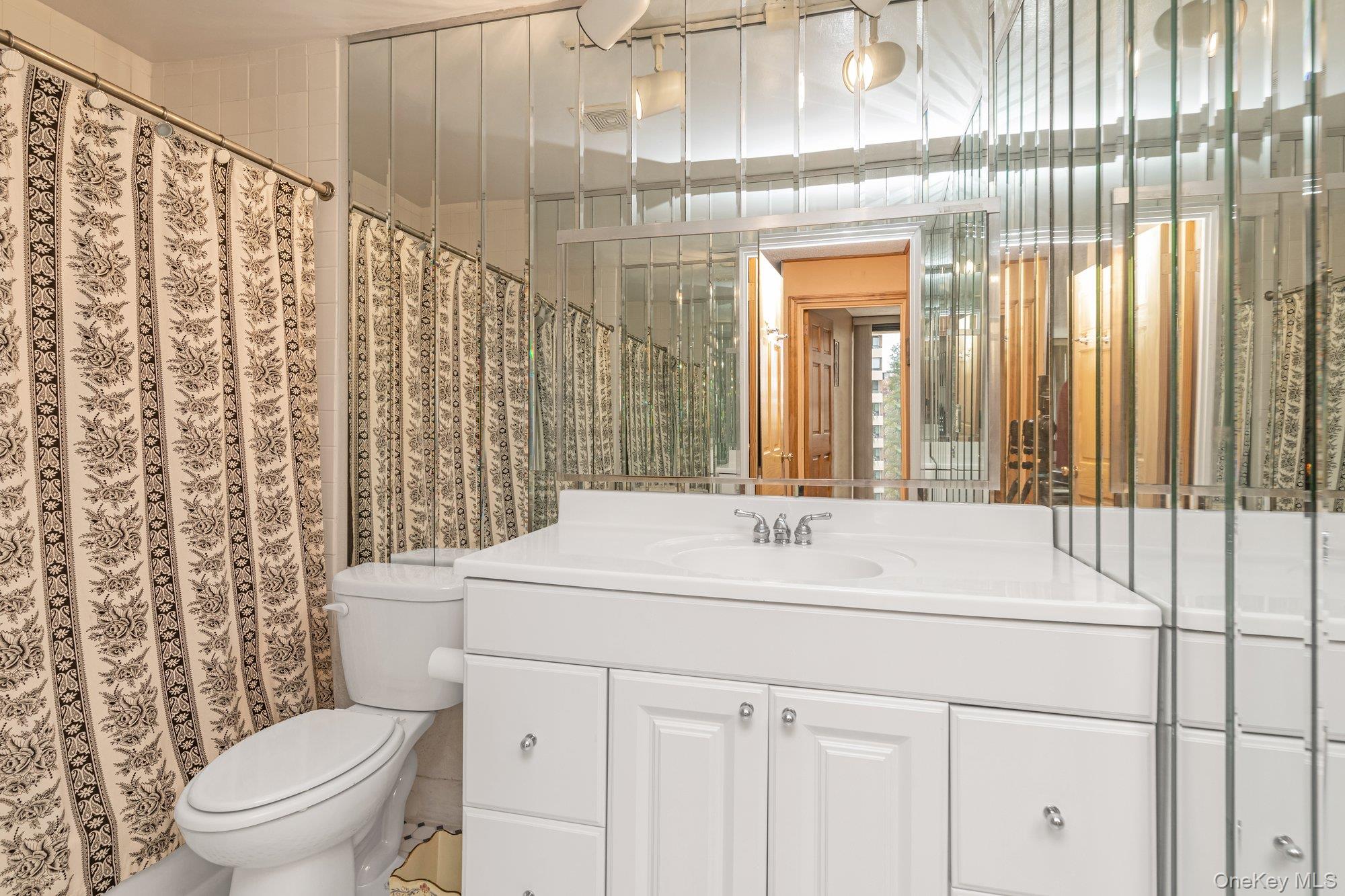 #6 photo, 10-01 162 St, クイーンズ区 Beechhurst , NY 11357