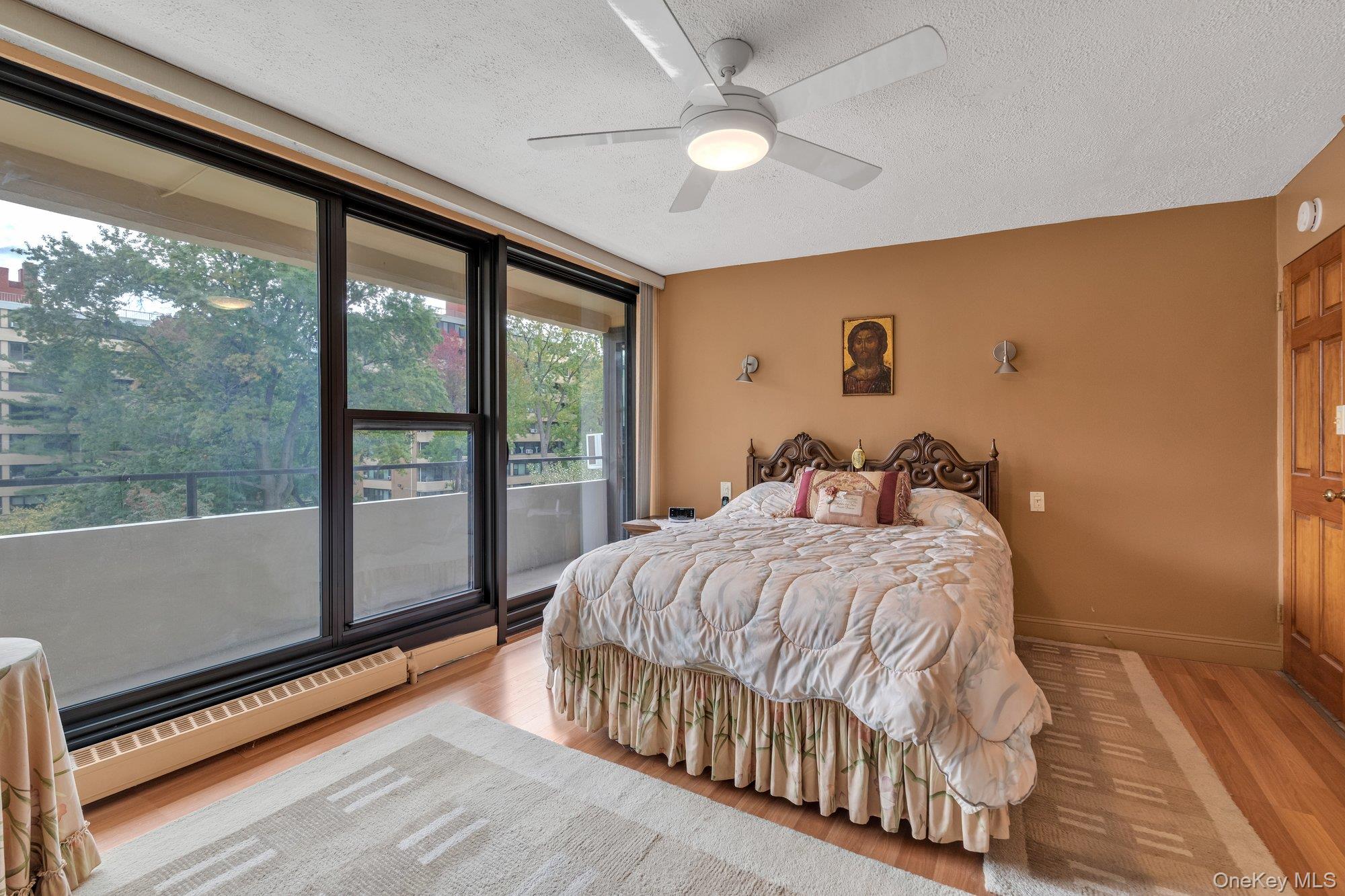 #8 photo, 10-01 162 St, クイーンズ区 Beechhurst , NY 11357