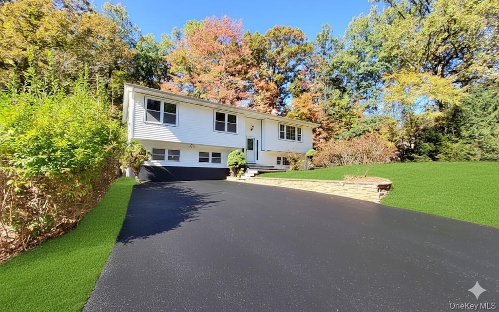 #1 photo, 3 Carroll Drive, Woodbury , NY 10930