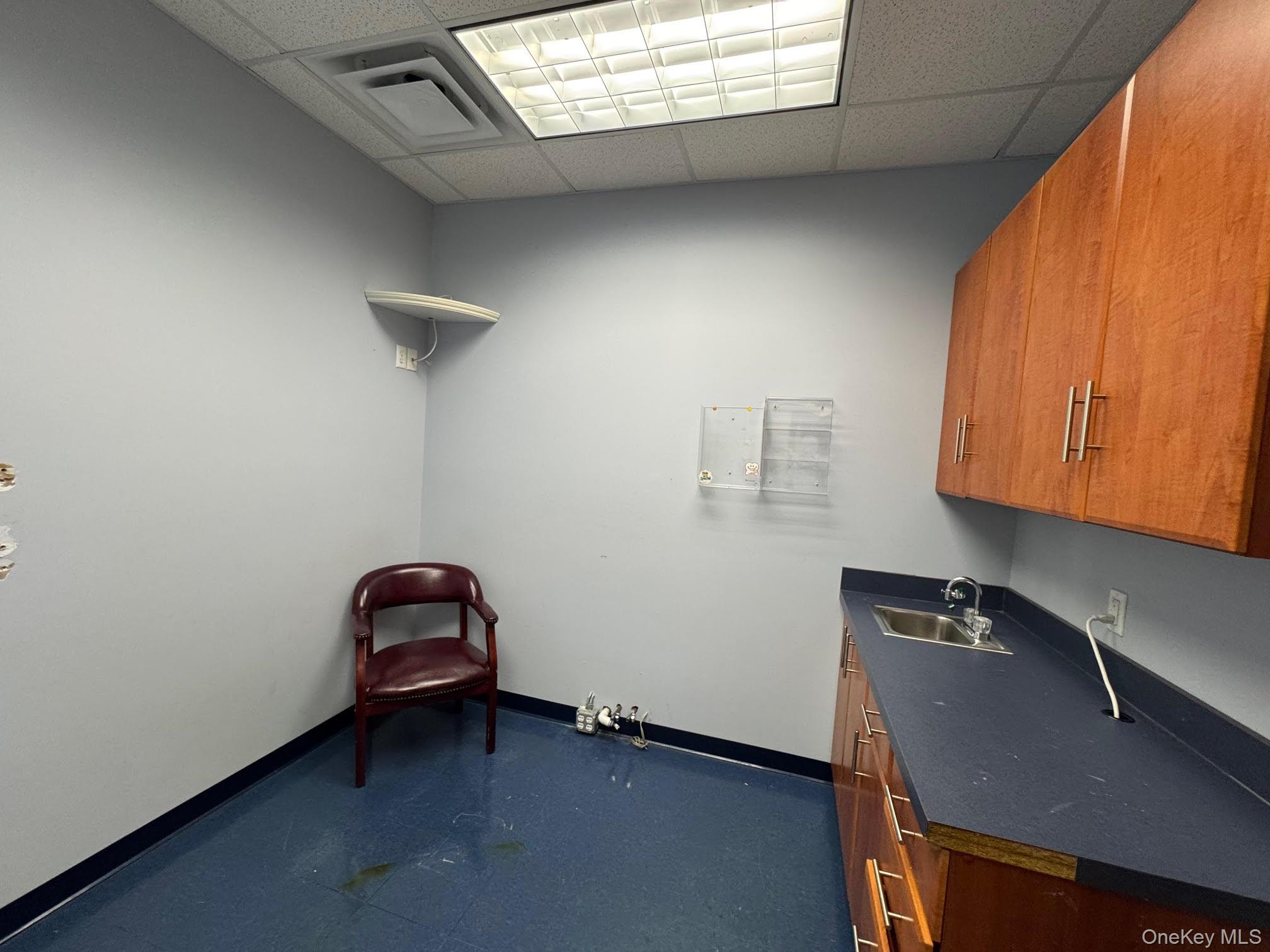 #20 photo, 244 Broadway, Newburgh , NY 12550