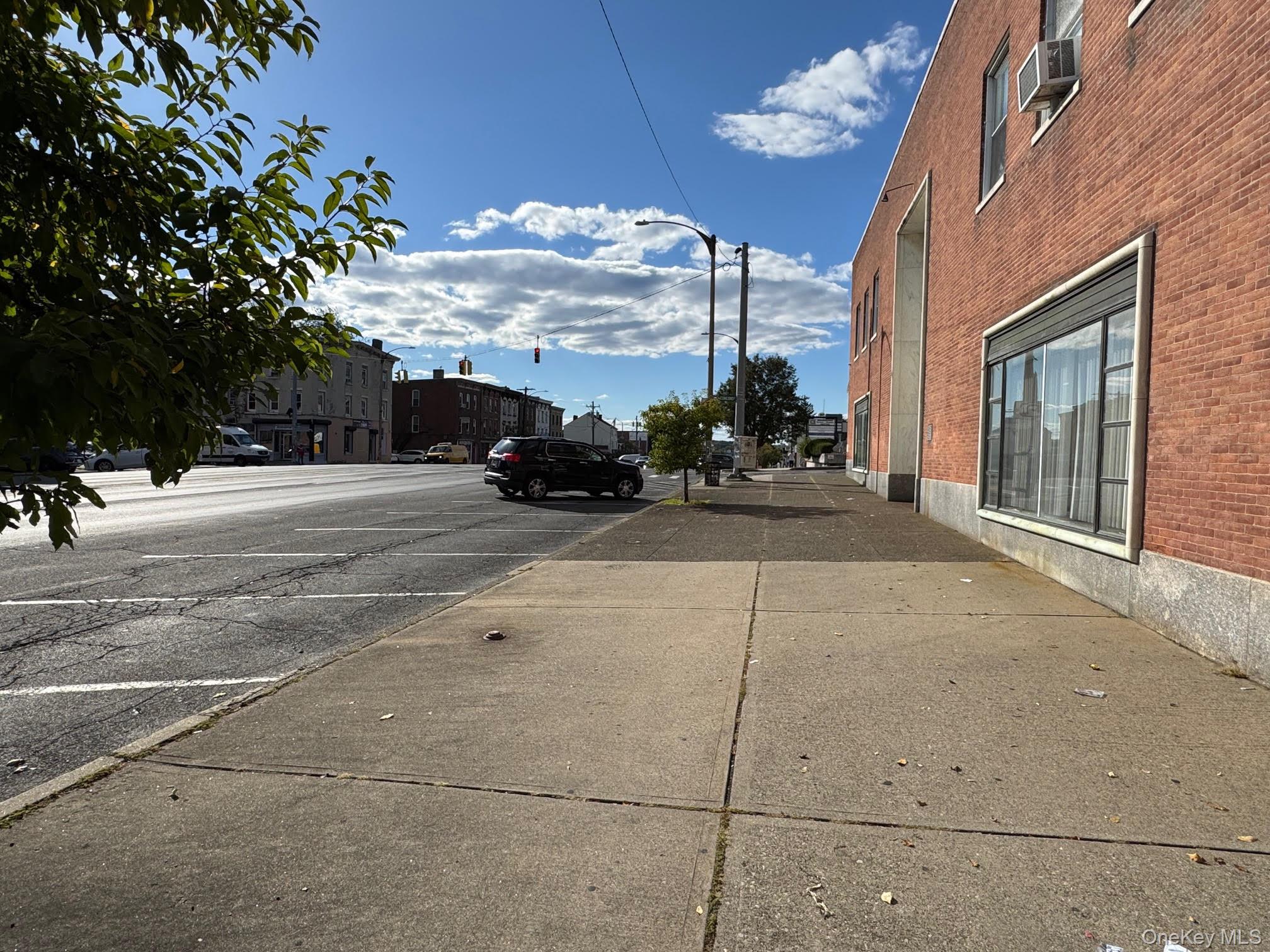 #7 photo, 244 Broadway, Newburgh , NY 12550