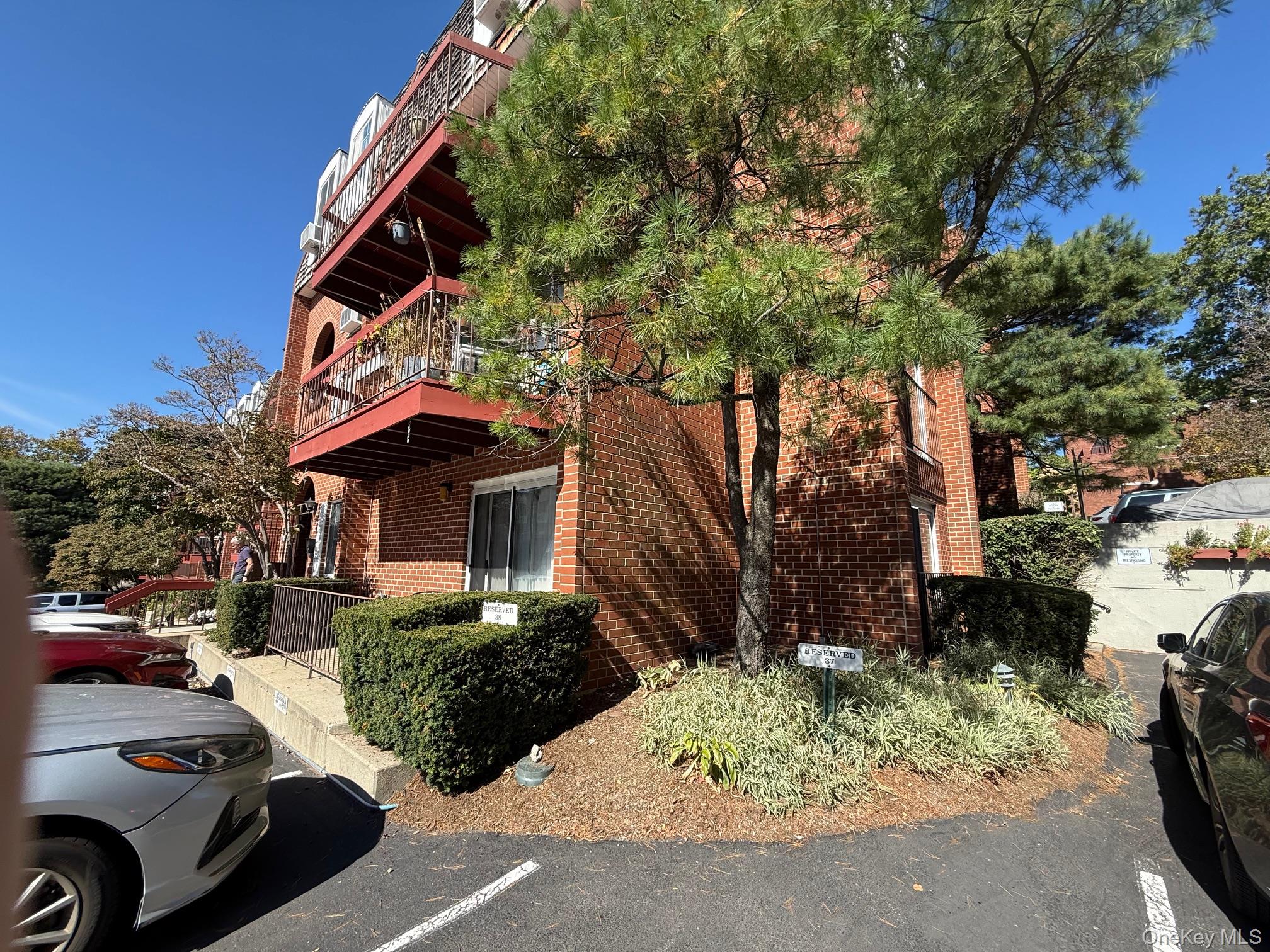 #3 photo, 55 N Broadway, White Plains , NY 10601