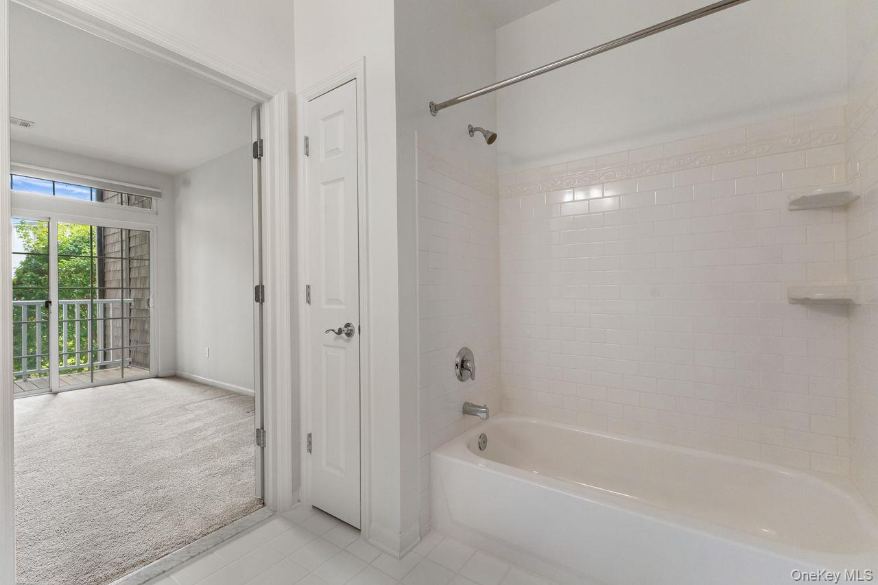 #11 photo, 850 E Main Street, Stamford , CT 06902