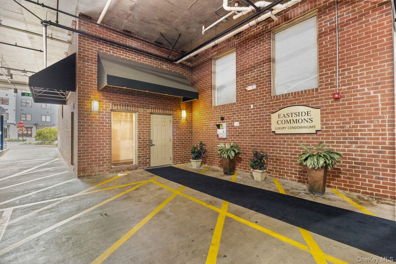 #2 photo, 850 E Main Street, Stamford , CT 06902