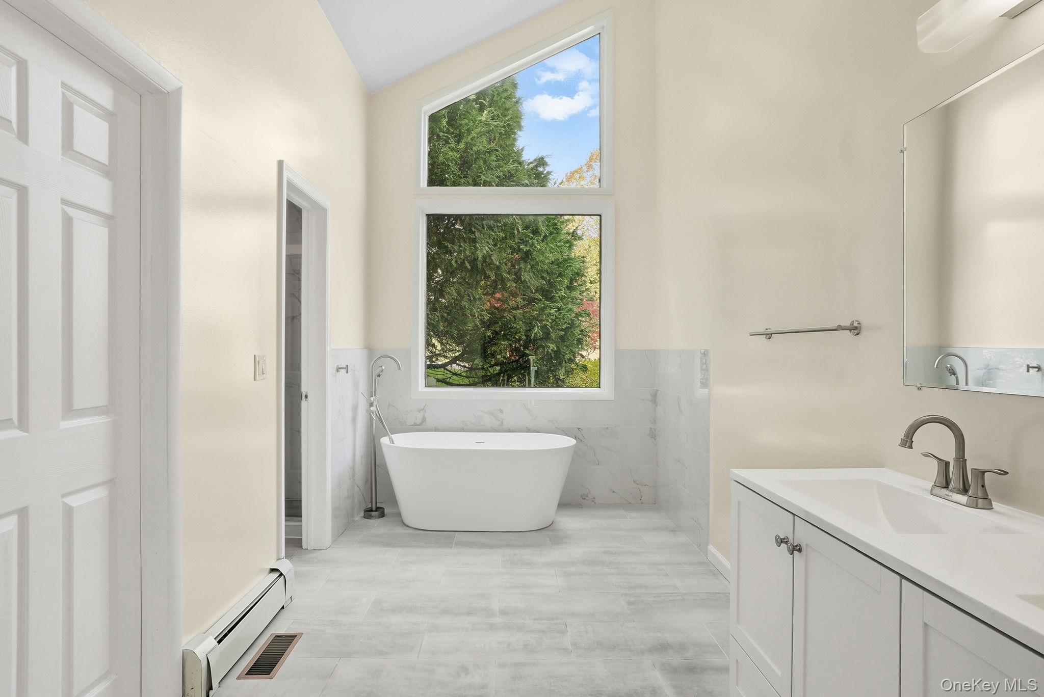 #19 photo, 26 Watergate Drive, Amawalk , NY 10501