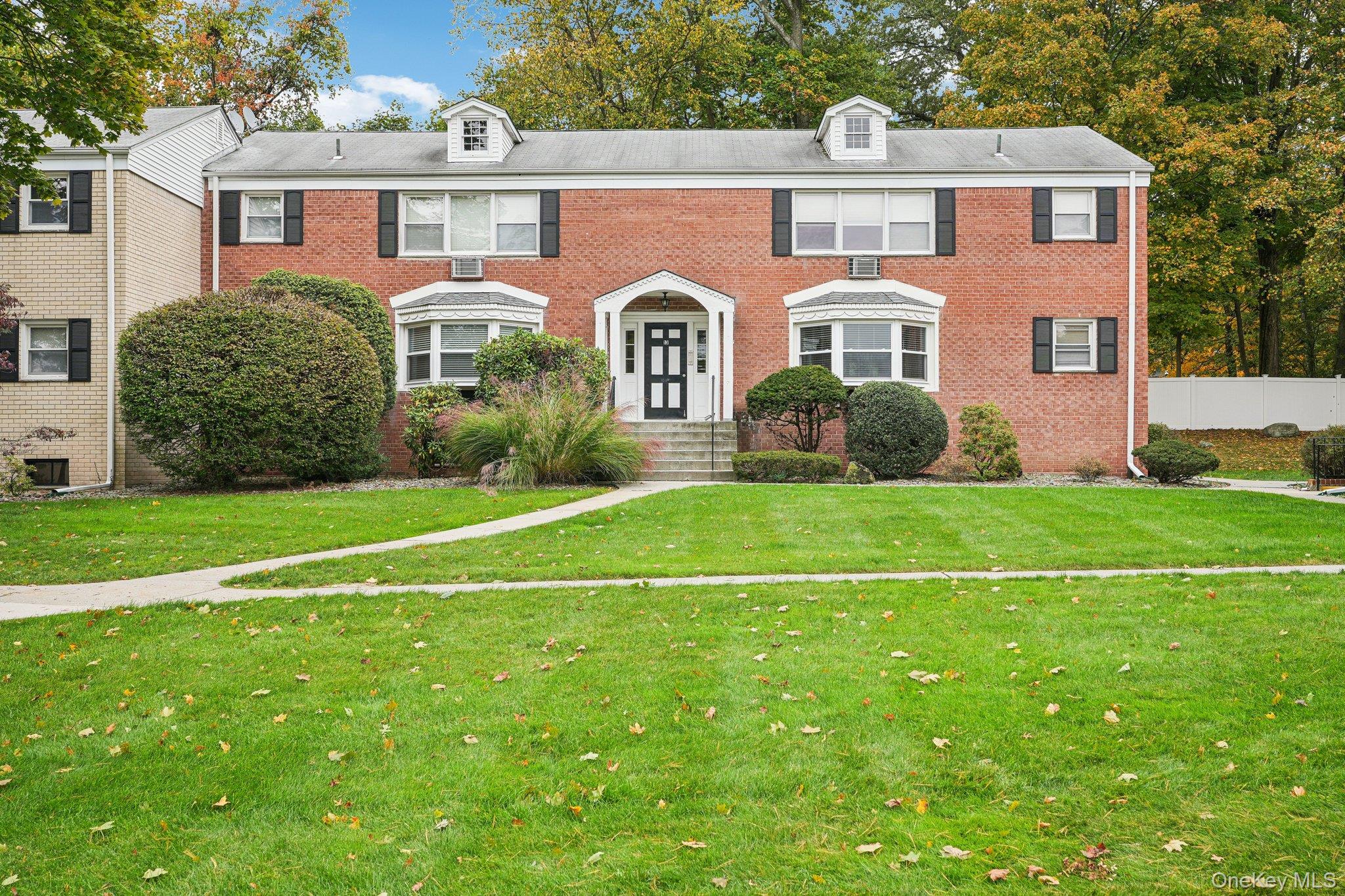 #4 photo, 13 Lenox Court, Suffern , NY 10901