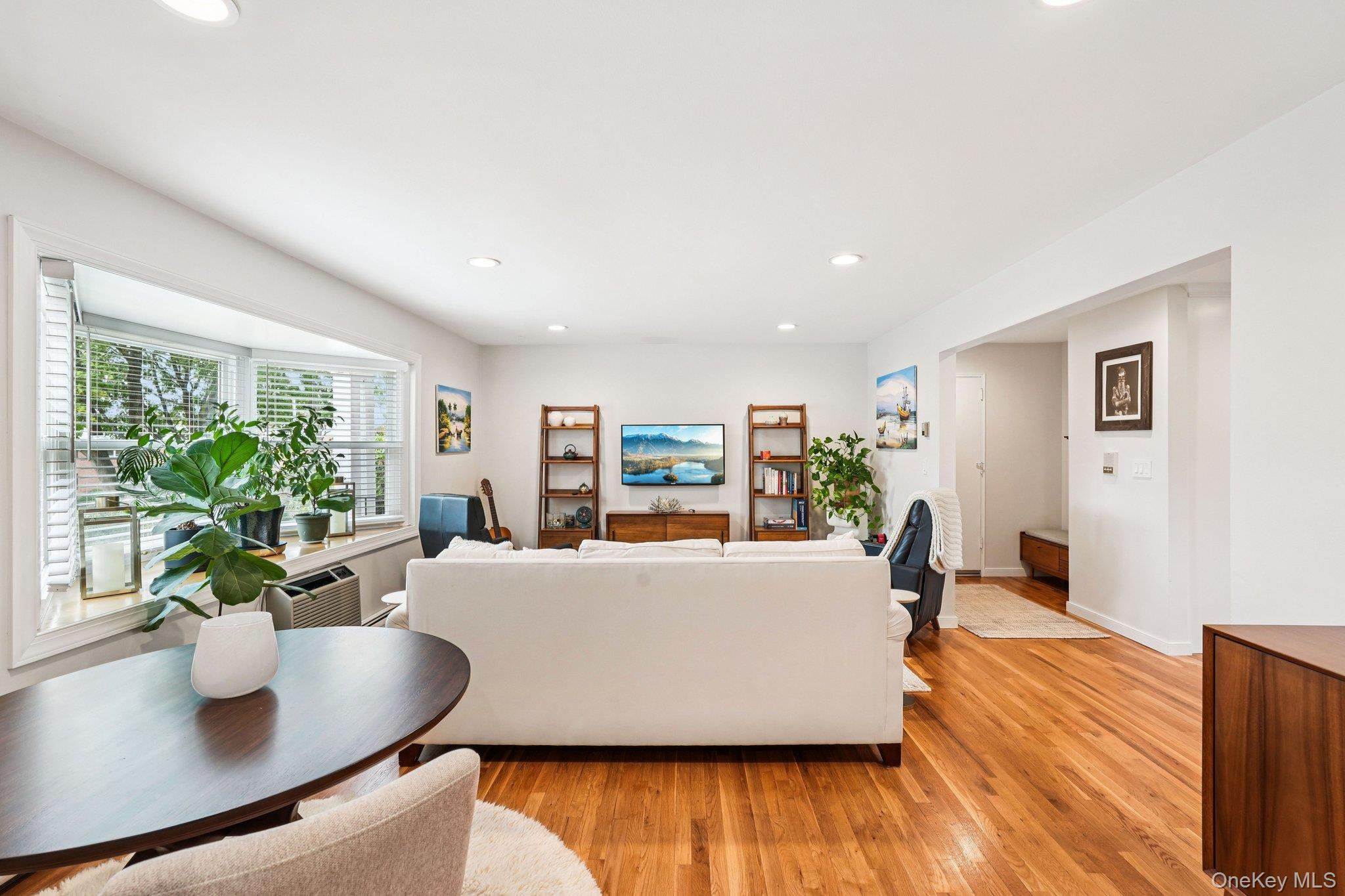 #8 photo, 13 Lenox Court, Suffern , NY 10901