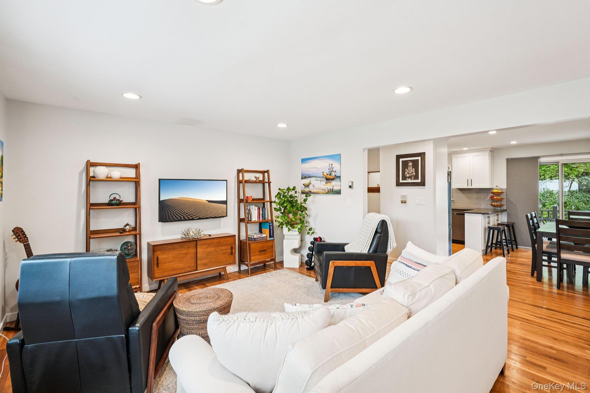 #9 photo, 13 Lenox Court, Suffern , NY 10901