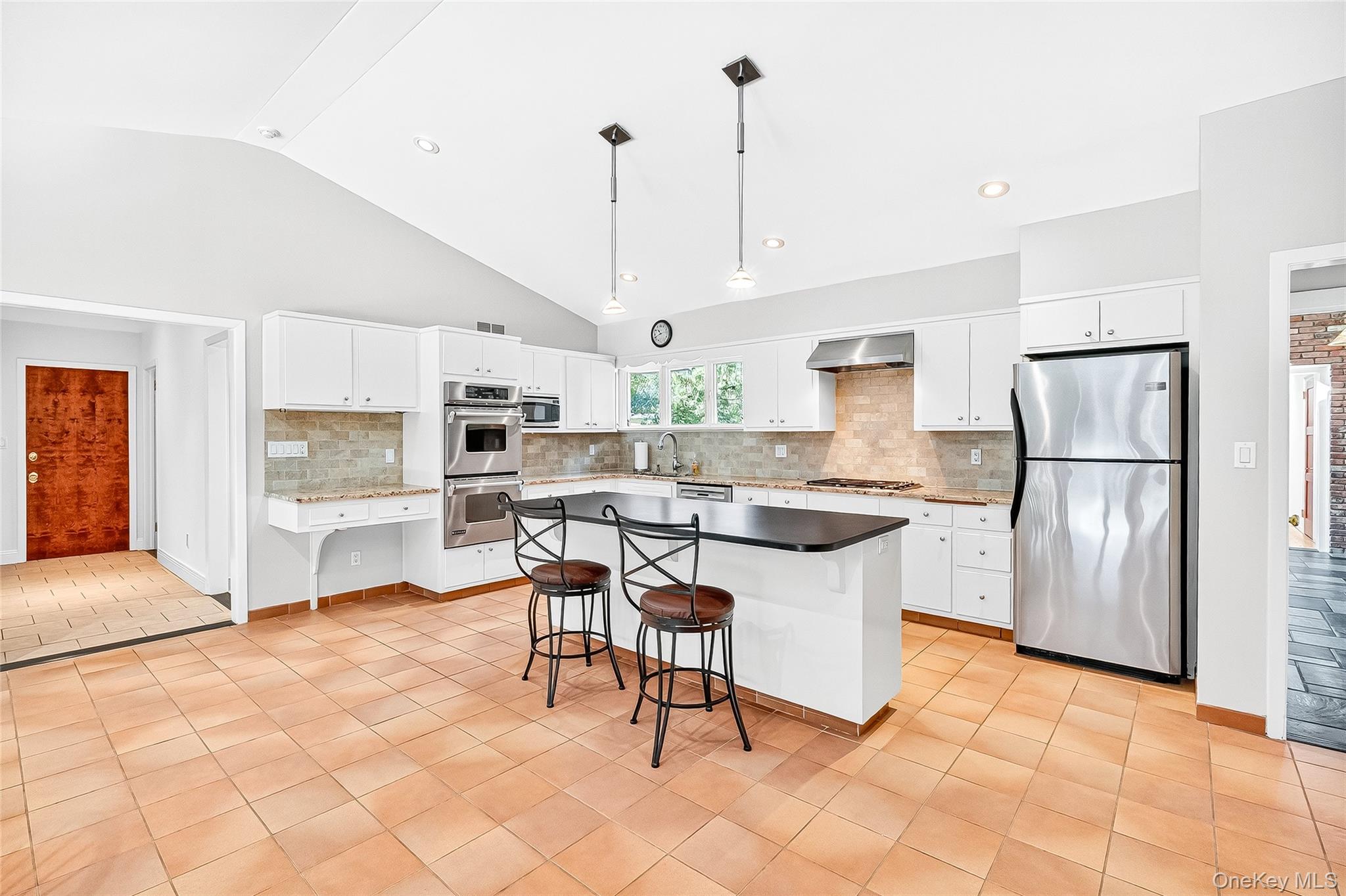 #12 photo, 10 Barnaby Lane, Hartsdale , NY 10530