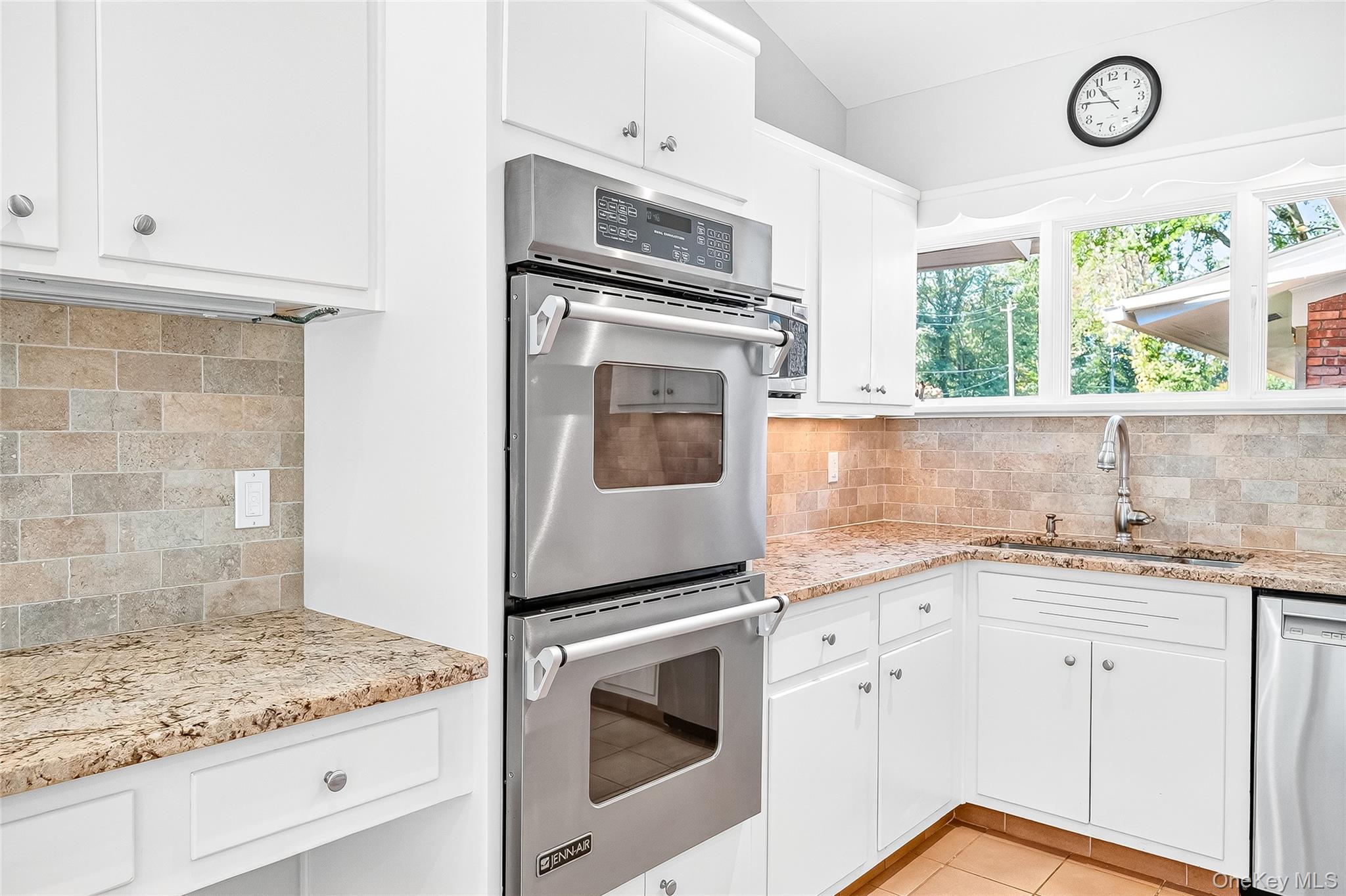 #15 photo, 10 Barnaby Lane, Hartsdale , NY 10530