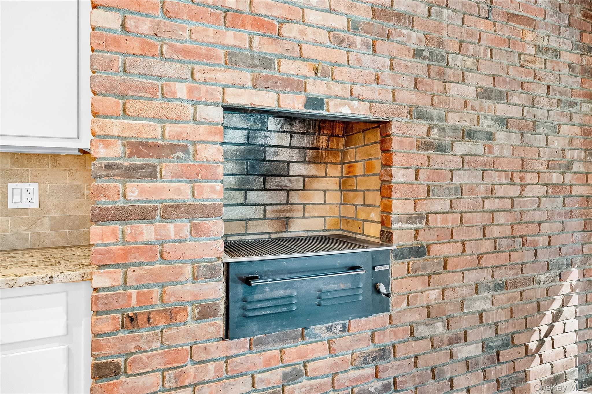 #17 photo, 10 Barnaby Lane, Hartsdale , NY 10530