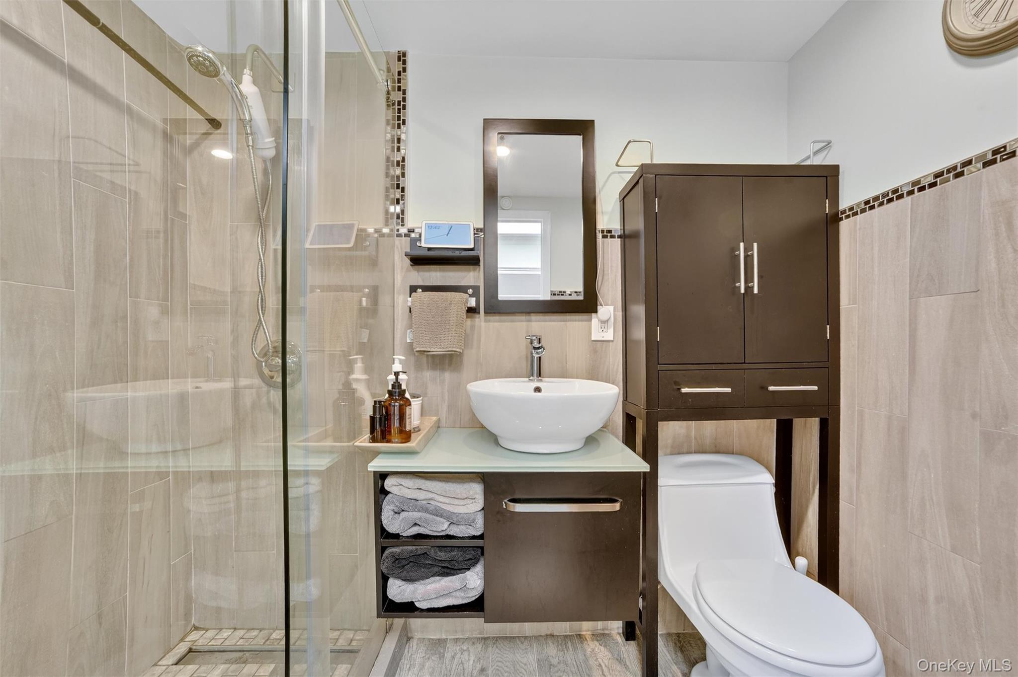 #12 photo, 189 Drake Avenue, New Rochelle , NY 10805