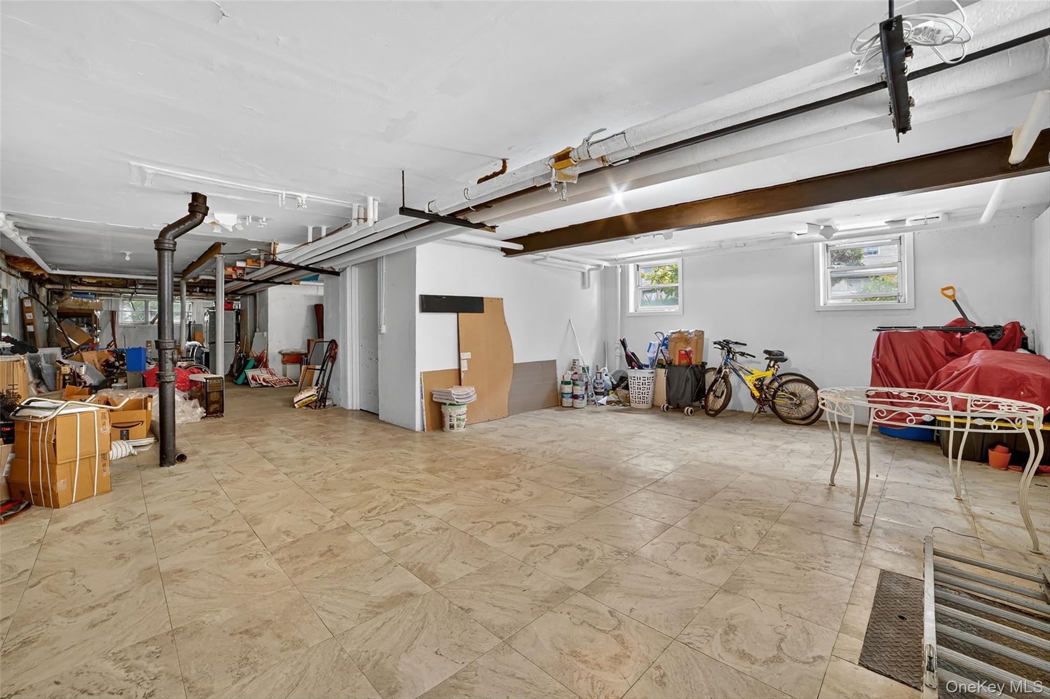 #13 photo, 189 Drake Avenue, New Rochelle , NY 10805