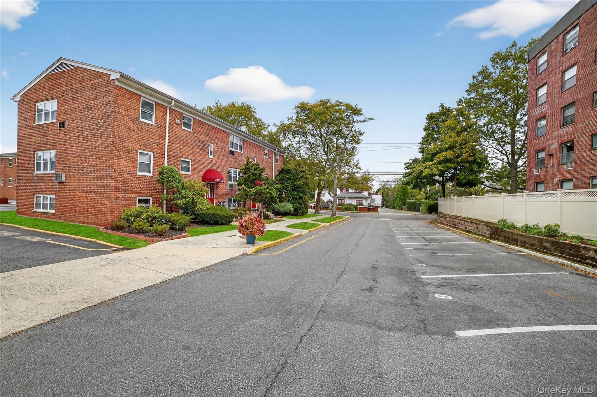 #14 photo, 189 Drake Avenue, New Rochelle , NY 10805