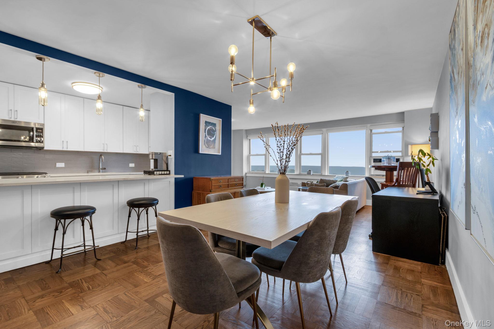 #11 photo, 4555 Henry Hudson Parkway, ブロンクス区 Bronx , NY 10471