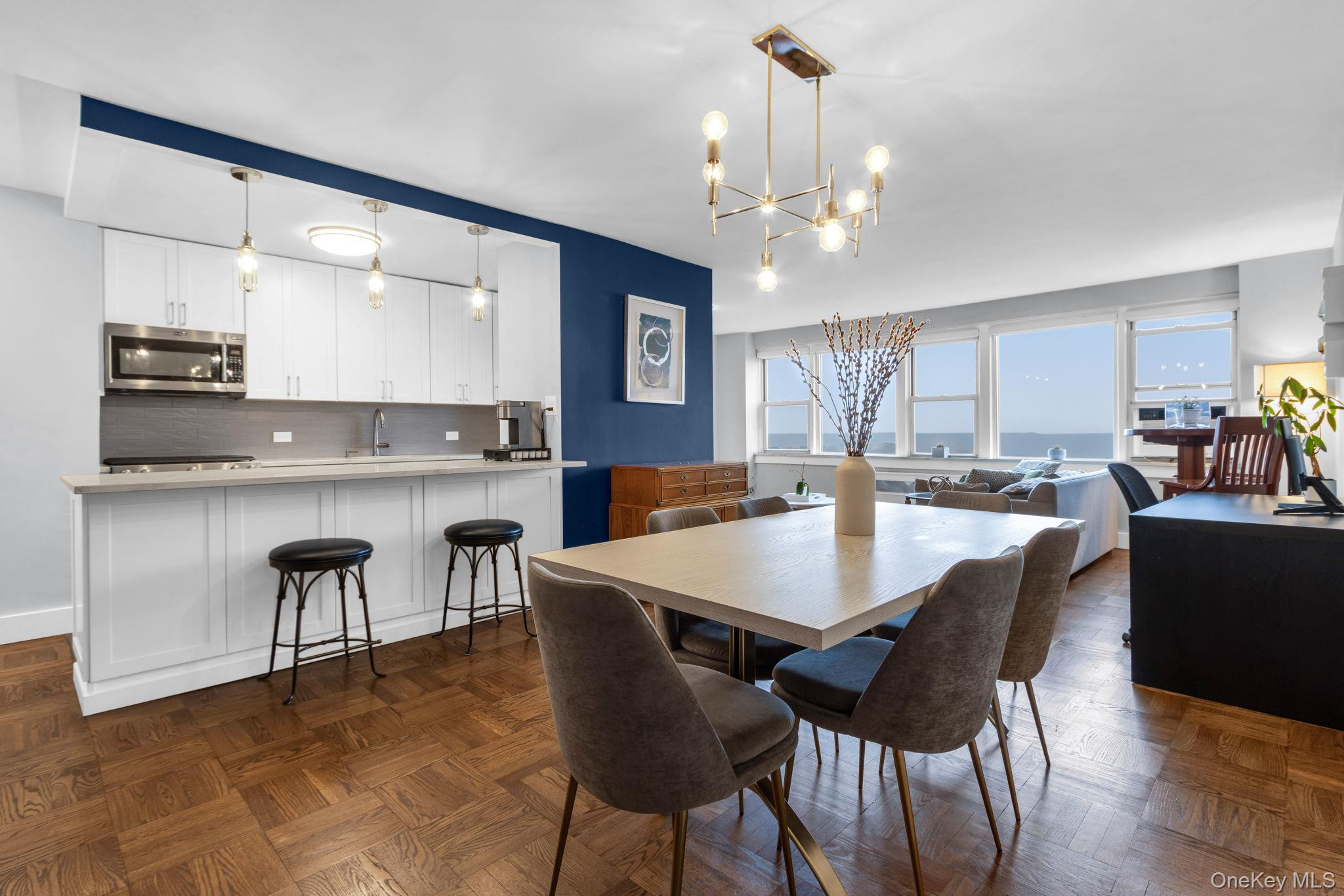 #12 photo, 4555 Henry Hudson Parkway, ブロンクス区 Bronx , NY 10471