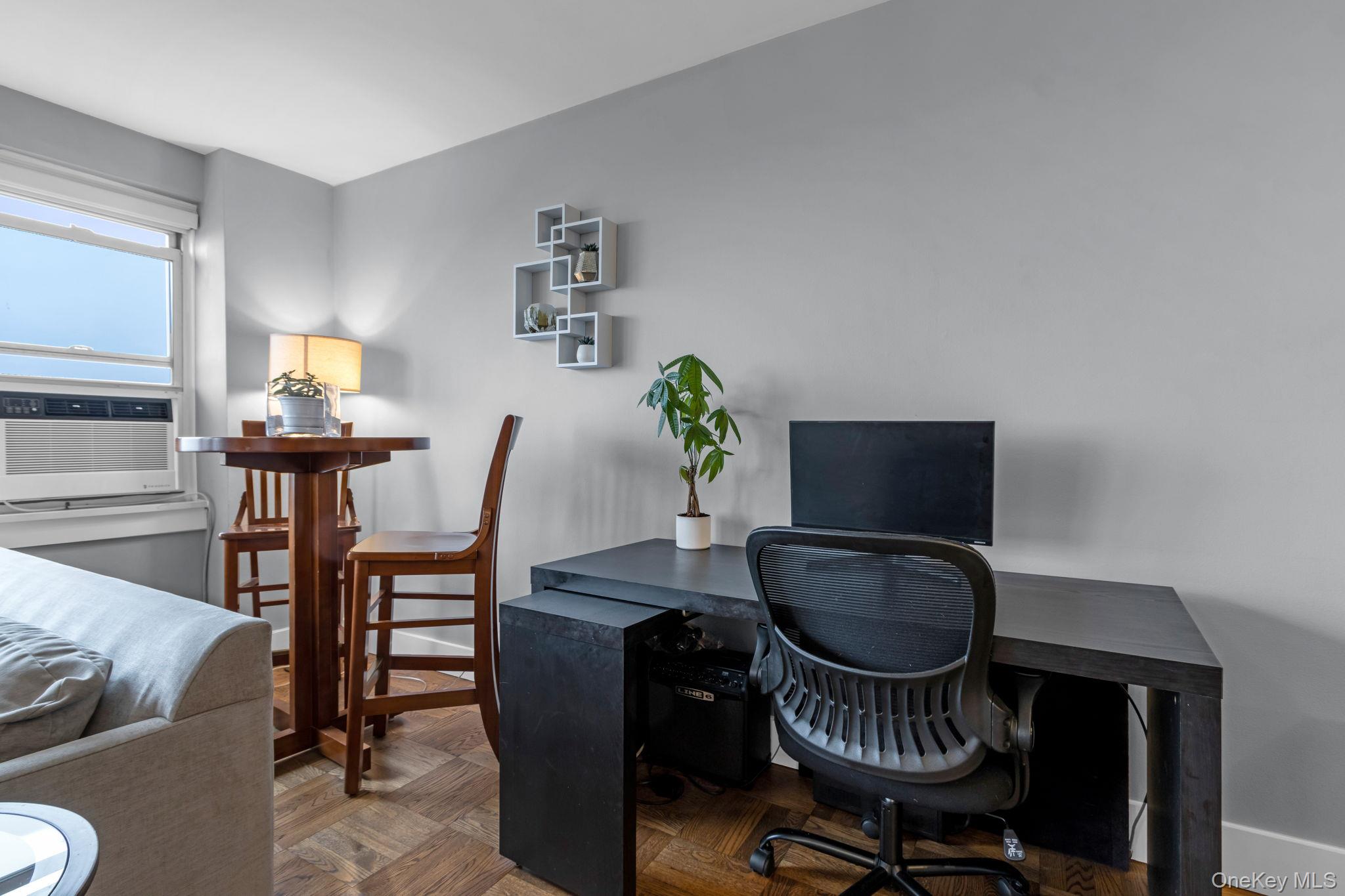 #6 photo, 4555 Henry Hudson Parkway, ブロンクス区 Bronx , NY 10471